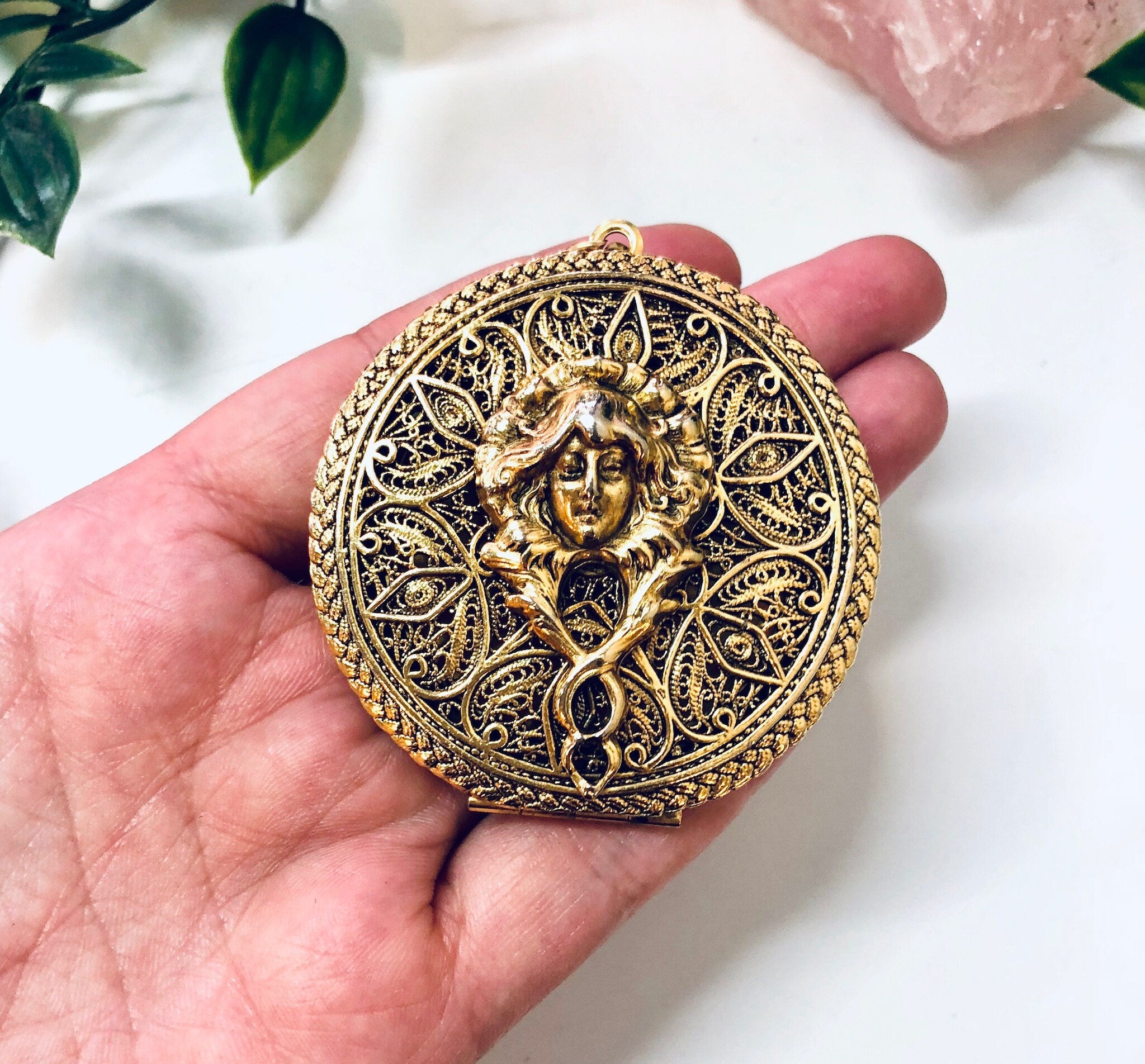 Vintage Locket, Gold Toned Jewelry, Pendant, Lady Face Pendant, Necklace, Vintage Jewelry