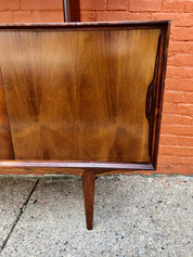 Beautiful Mid Century Modern Furniture Hardwood Teak Credenza Server Buffet MCM