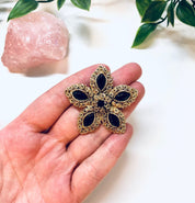 Vintage Brooch, Gold Toned Jewelry, Vintage Jewelry, Black Gemstones, Star Shaped, Star Jewelry, Vintage Pin, Costume Jewelry, Holiday Gift