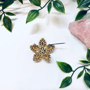 Vintage Brooch, Gold Toned Jewelry, Vintage Jewelry, Red Gemstones, Star Shaped, Star Jewelry, Vintage Pin, Costume Jewelry, Holiday Gift