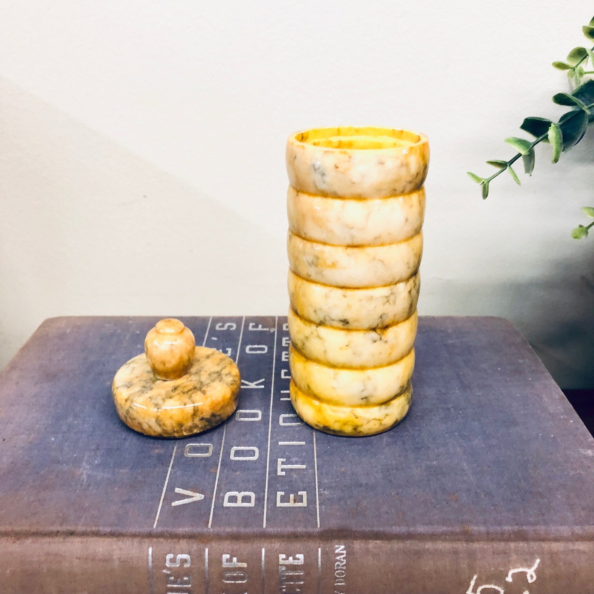 Alabaster Container, Yellow Alabaster, Italian Marble, Marble Container, Made in Italy, Yellow, Grey, White, Lidded Container, Column,