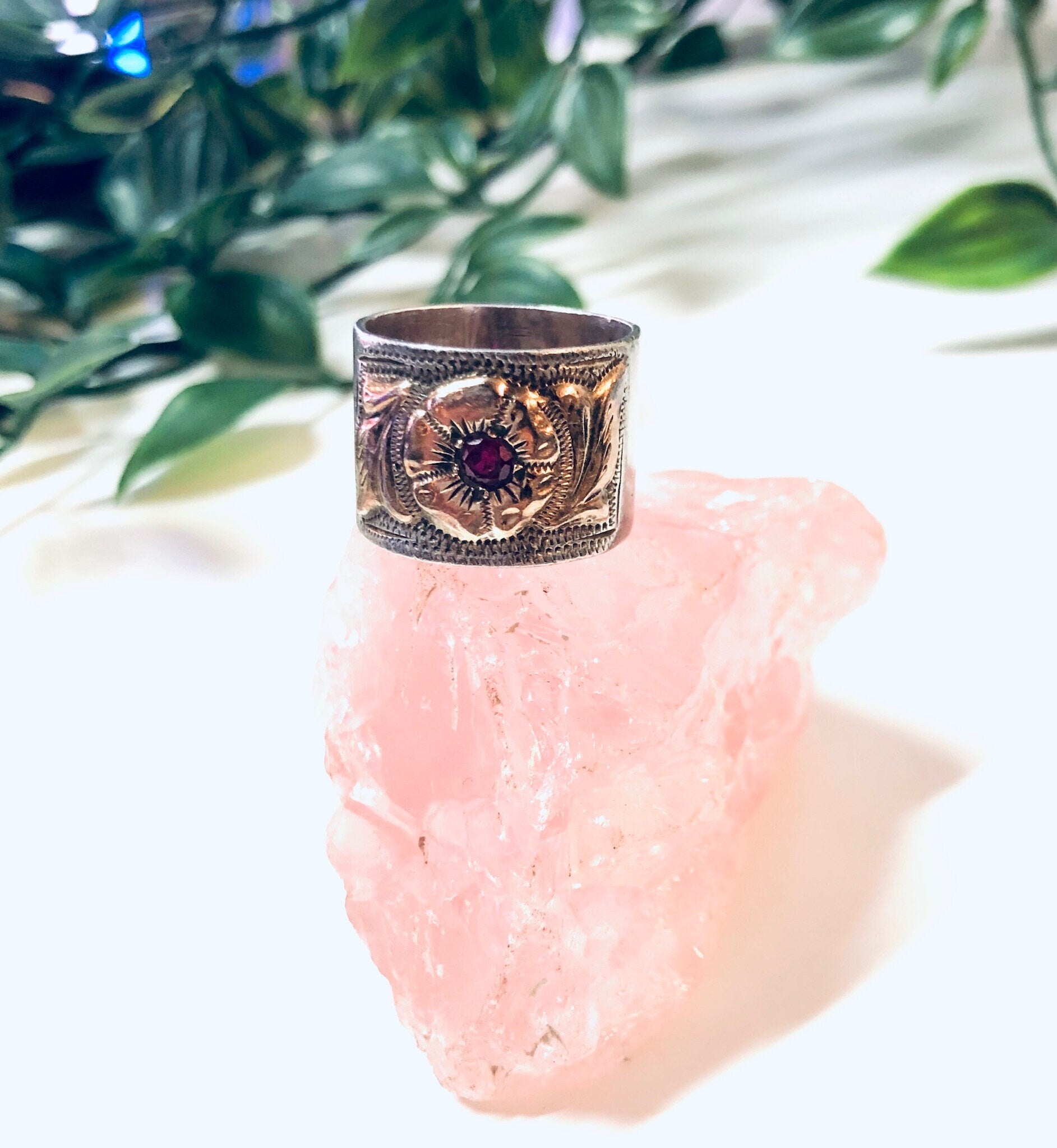 Vintage Silver Ring, Flower Design, Red Stone, Ruby Ring, Floral Design, Thick Band, Band Ring, Vintage Jewelry, July Birthstone, Rose Gold