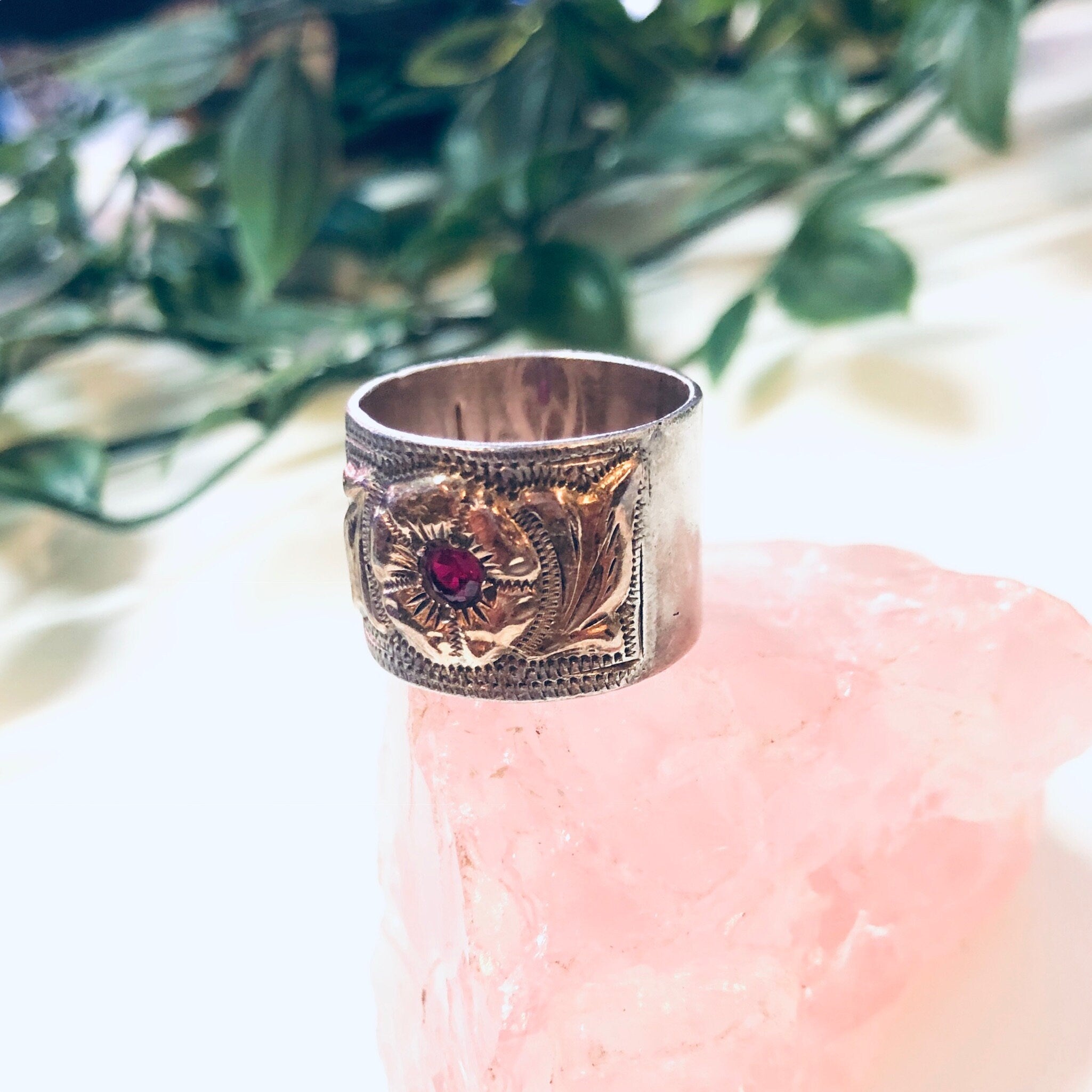 Vintage Silver Ring, Flower Design, Red Stone, Ruby Ring, Floral Design, Thick Band, Band Ring, Vintage Jewelry, July Birthstone, Rose Gold