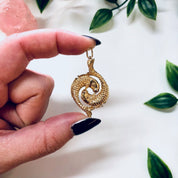 Vintage Gold Fish Pendant, Costume Jewelry, Fish Jewelry, Vintage Jewelry, Pendant Necklace, Two Fish, Gold Toned Jewelry, Aquatic Jewelry
