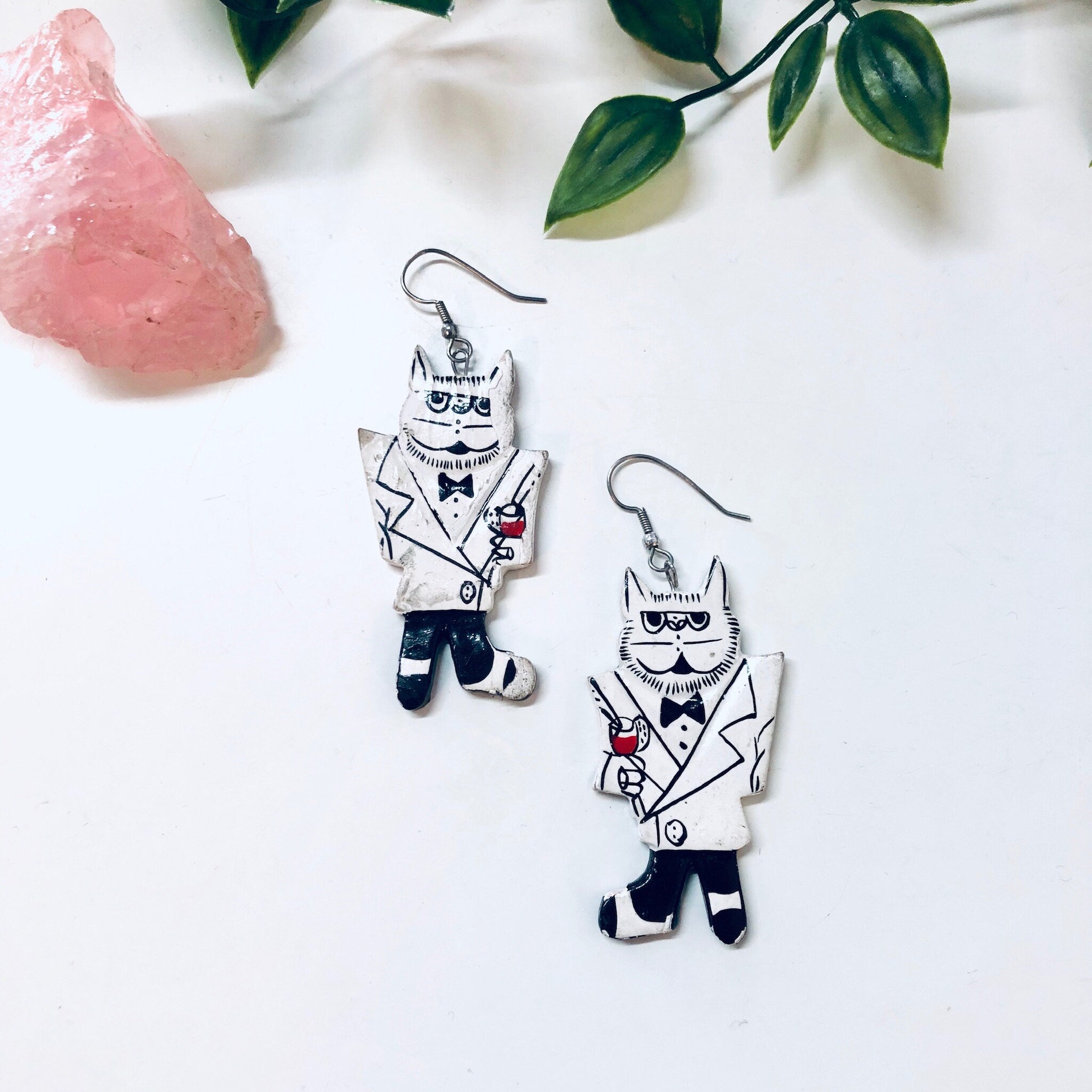 Vintage Cat Earrings, Kitty Cat, Funny Earrings, White Earrings, Earrings for Animal Lovers, White Earring, Vintage Jewelry, Costume Jewelry