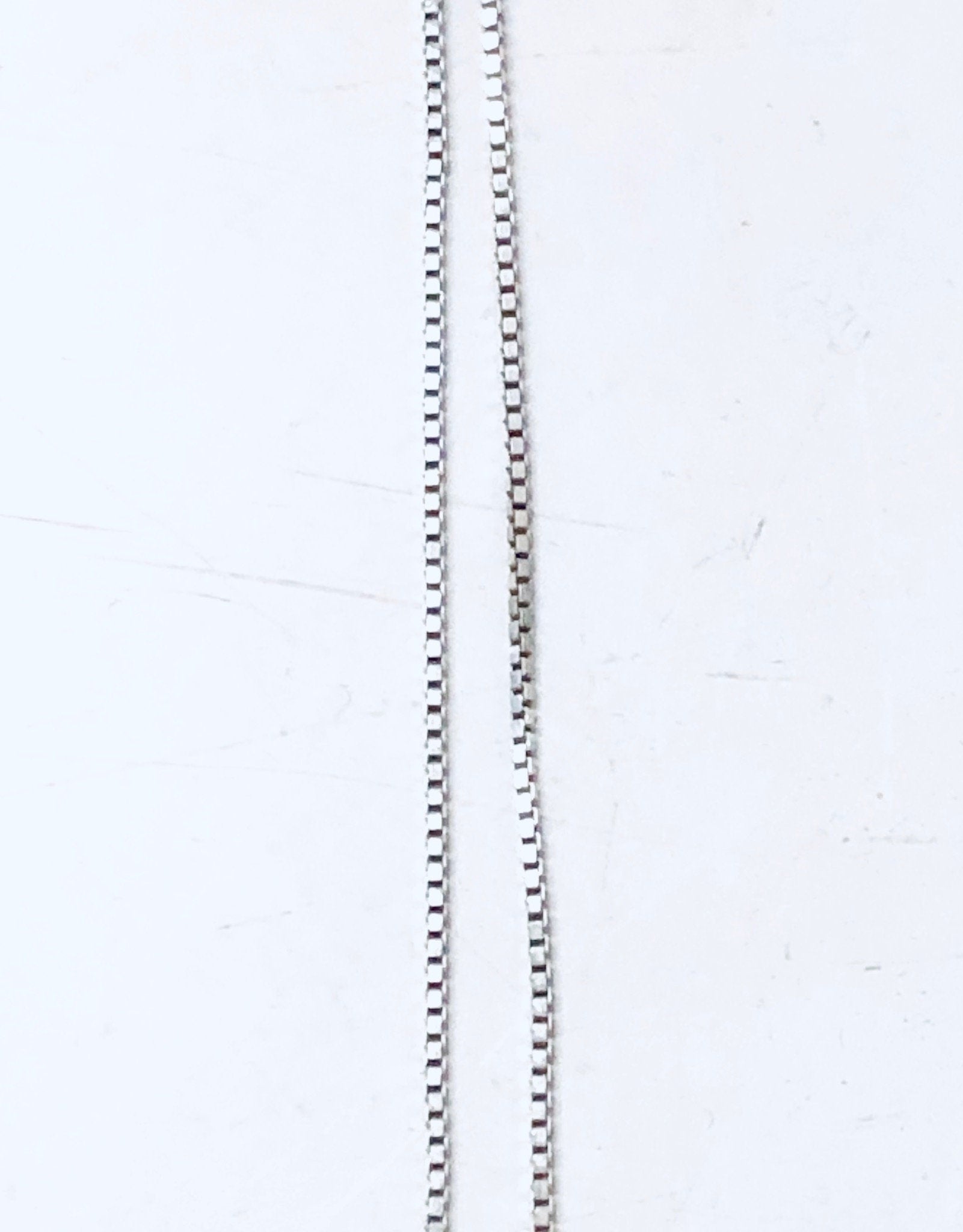 Vintage Necklace, Pendant on Chain, Silver Pendant, Silver Box Chain, Vintage Jewelry, Green Pendant, Brown Jewelry, Unique Jewelry, Simple