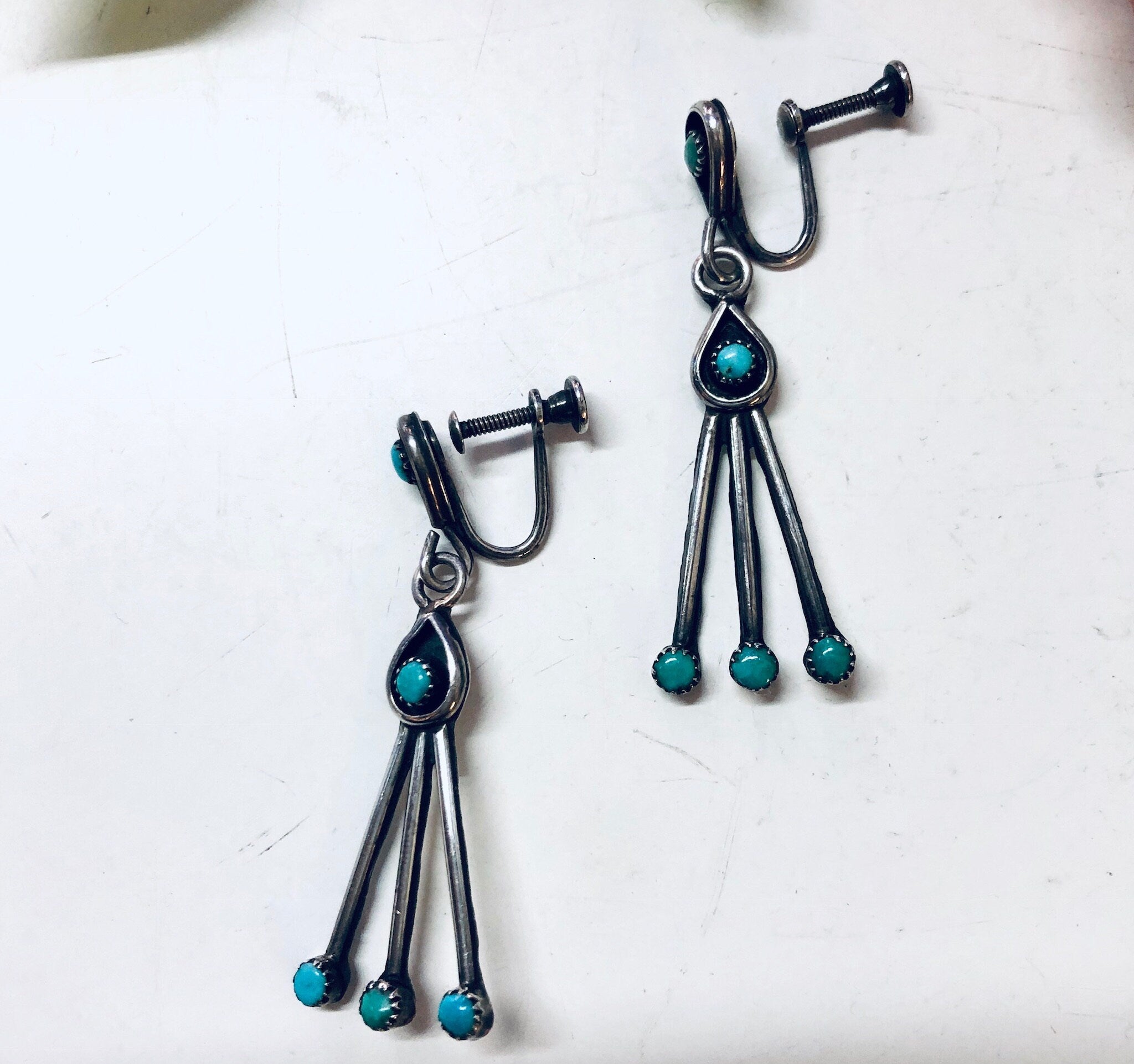 Vintage Earrings, Screw Back Earrings, Silver Earrings, Turquoise Jewelry, Vintage Jewelry, Valentines Day Gift, Unique Jewelry, Blue Stones