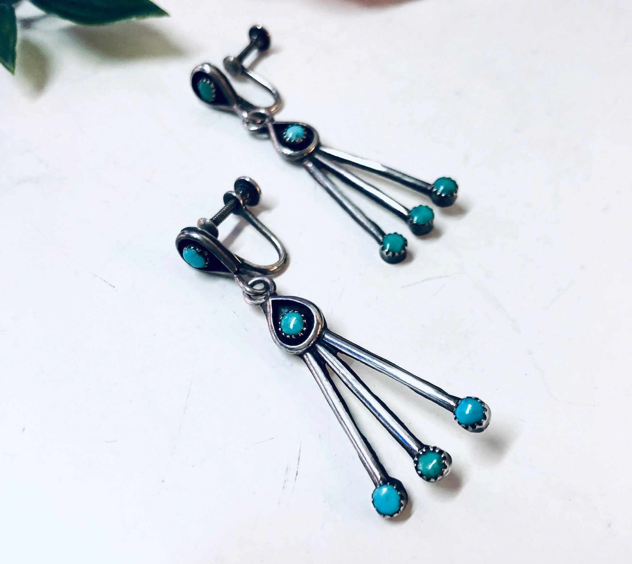 Vintage Earrings, Screw Back Earrings, Silver Earrings, Turquoise Jewelry, Vintage Jewelry, Valentines Day Gift, Unique Jewelry, Blue Stones