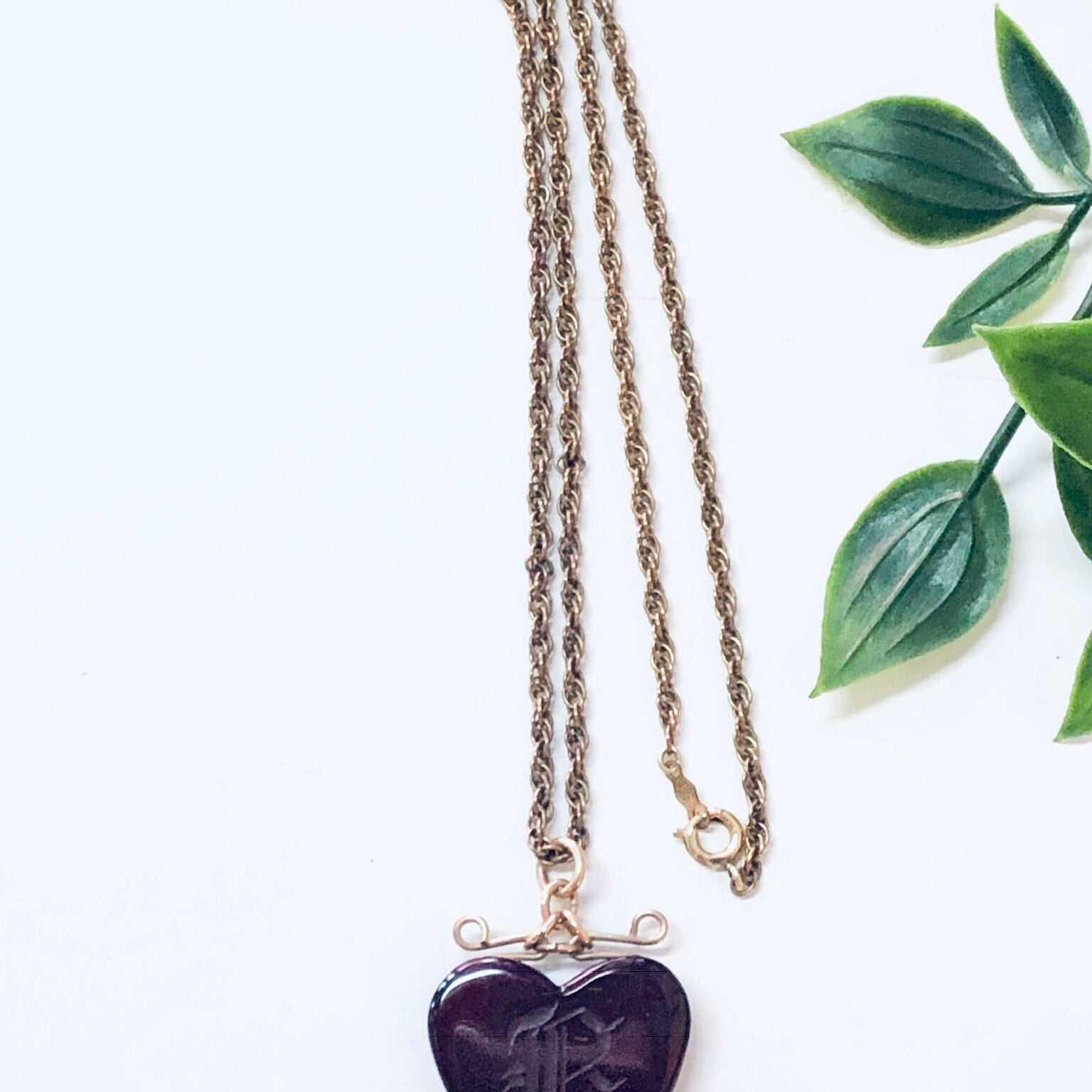 Vintage Necklace, Gold Chain, Heart Necklace, Monogrammed Pendant, Pendant Necklace, Vintage Jewelry, Gold Filled Chain, B, Monogram B, Red