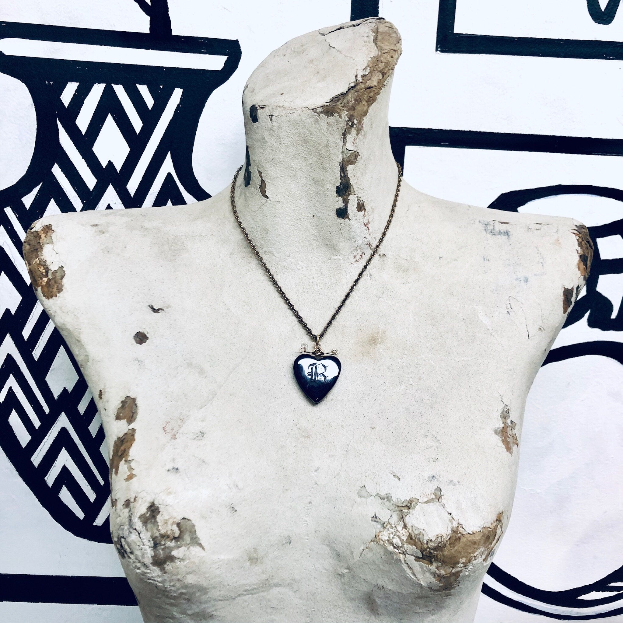 Vintage Necklace, Gold Chain, Heart Necklace, Monogrammed Pendant, Pendant Necklace, Vintage Jewelry, Gold Filled Chain, B, Monogram B, Red