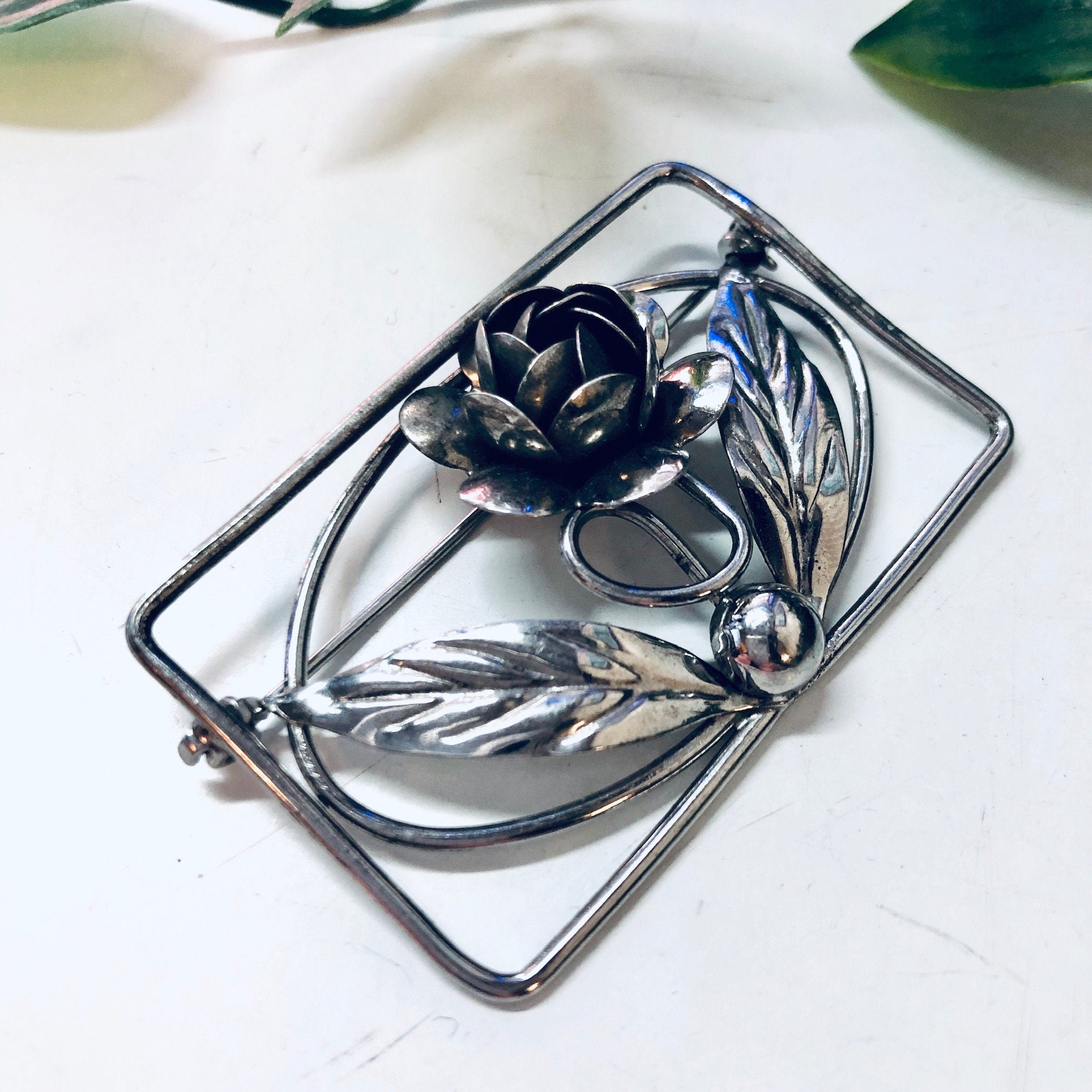 Flower Brooch, Vintage Brooch, Silver Brooch, Vintage Pin, Cut out Brooch, Flower Jewelry, Vintage Jewelry, Valentines Day Gift, Silver Pin