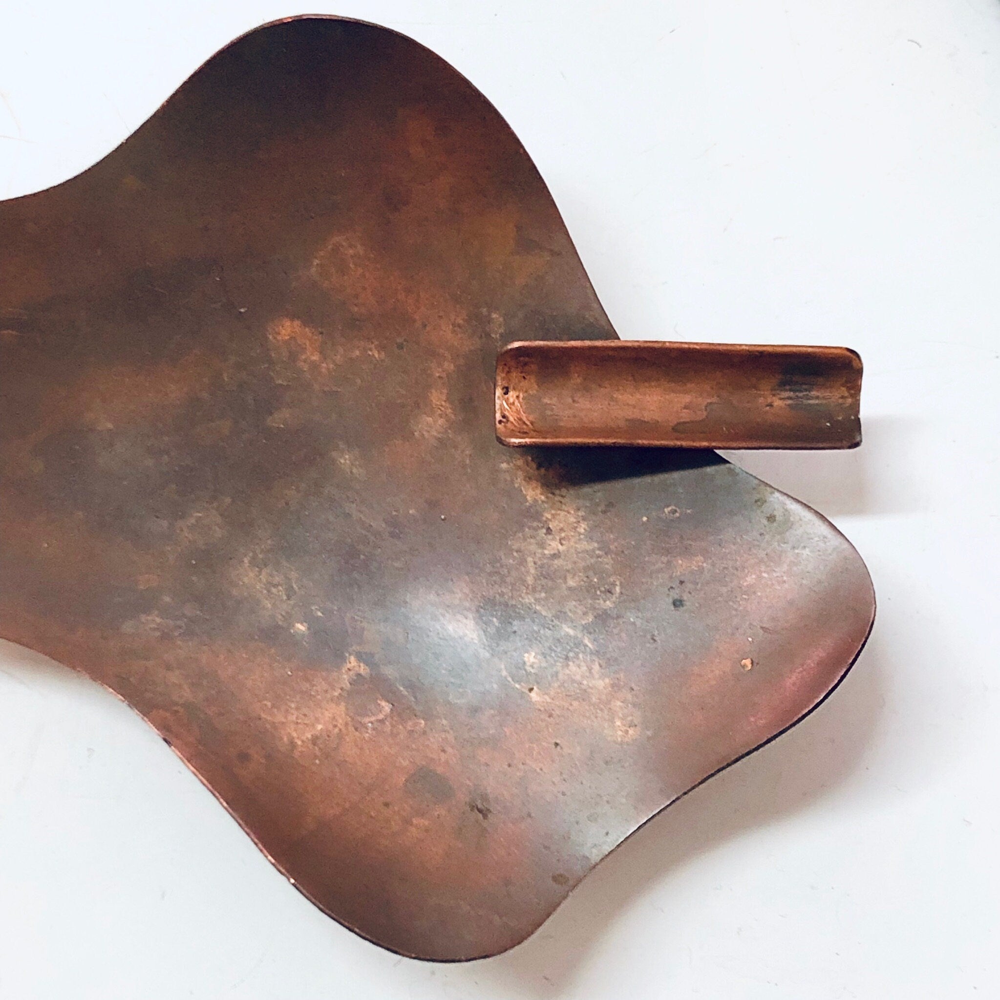 Abstract Copper Ashtray, Vintage Ashtray, Copper Dish, Ring Dish, Catch All Dish, Vintage Home Decor, Mod Decor, Unique Ashtray, Red, Brown