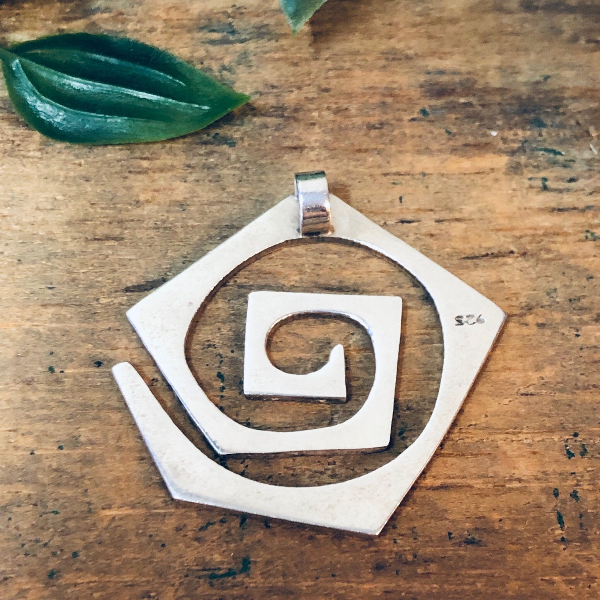 Vintage Pendant, Silver Pendant, Swirl Pendant, Unique Jewelry, Vintage Necklace, Valentines Day Gift, Abstract Jewelry, Simple Pendant, 925