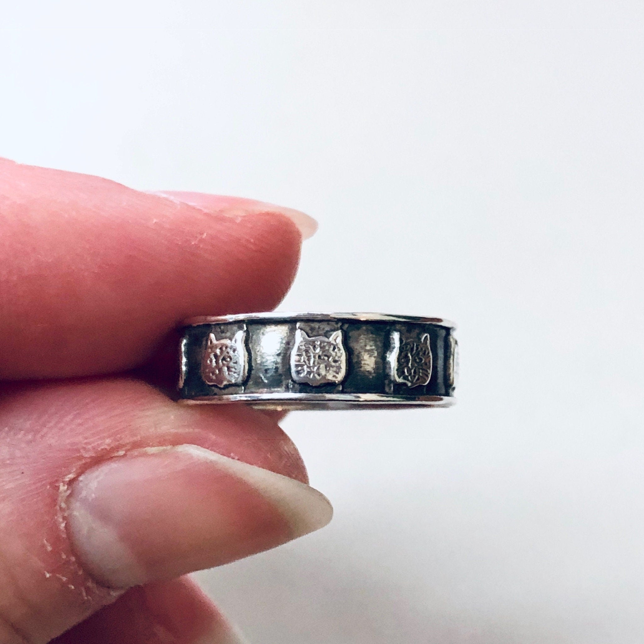 Vintage Silver Ring, Cat Ring, Kitty Cat Ring, Animal Jewelry, Unique Ring, Small Ring, Band Ring, Vintage Jewelry, Valentines Day Gift, 925