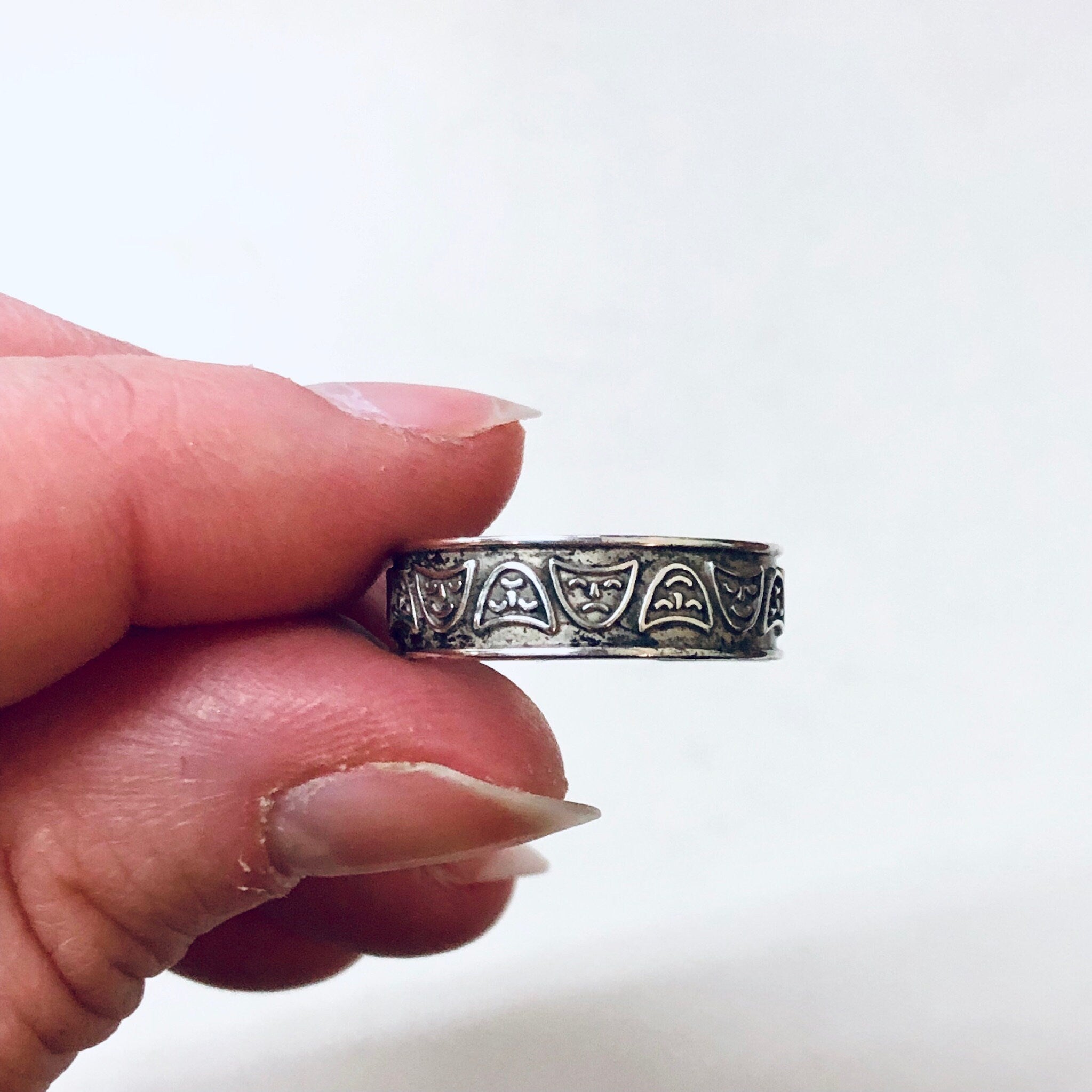 Vintage Silver Ring, Theater Mask Ring, Mask Jewelry, Vintage Jewelry, Ring for Thespian, Valentines Day Gift, Happy Mask, Sad Mask, 925