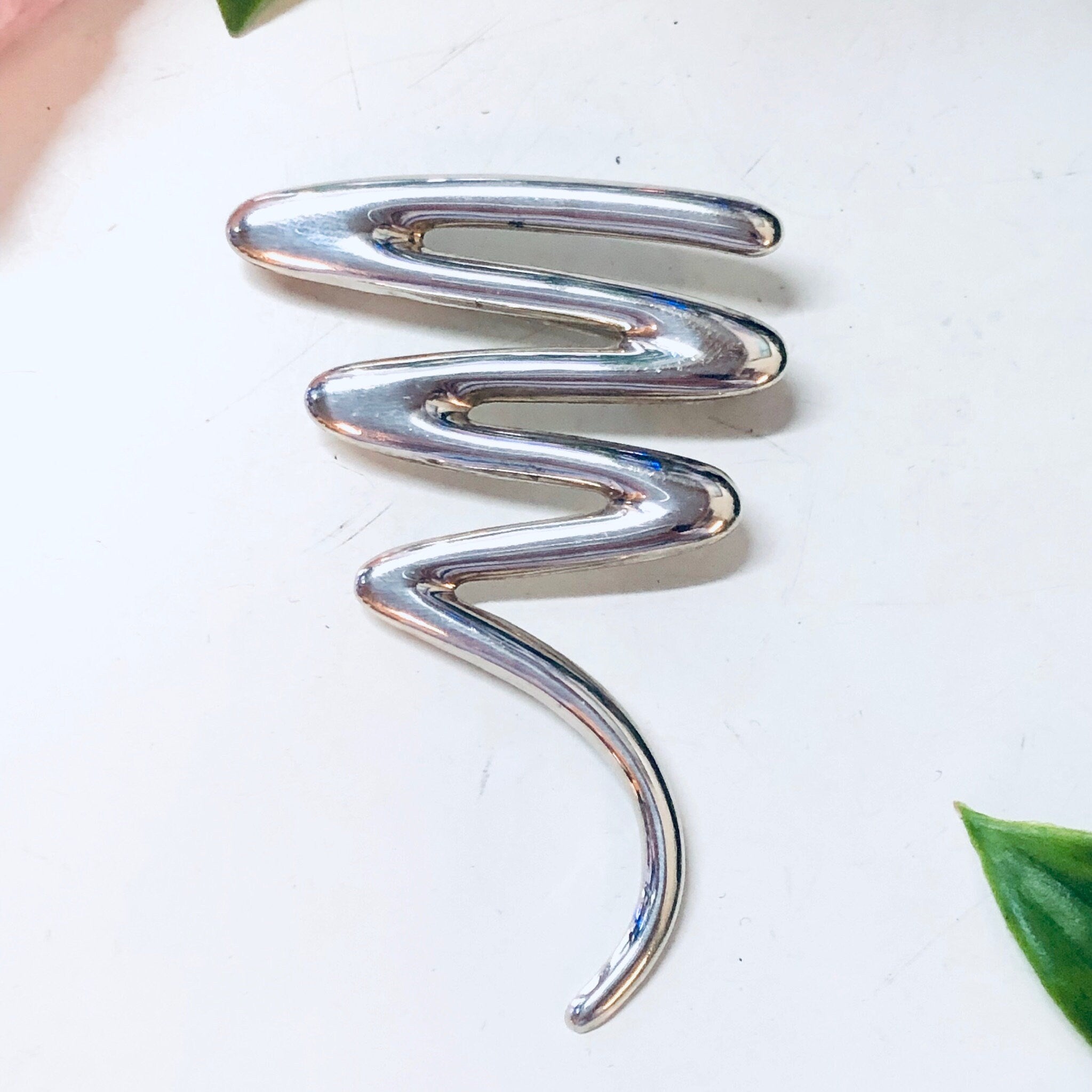 Vintage Brooch, Silver Brooch, Squiggle Pin, Vintage Pin, Vintage Jewelry, Sterling Silver, Abstract Jewelry, Line Design, Valentines Day