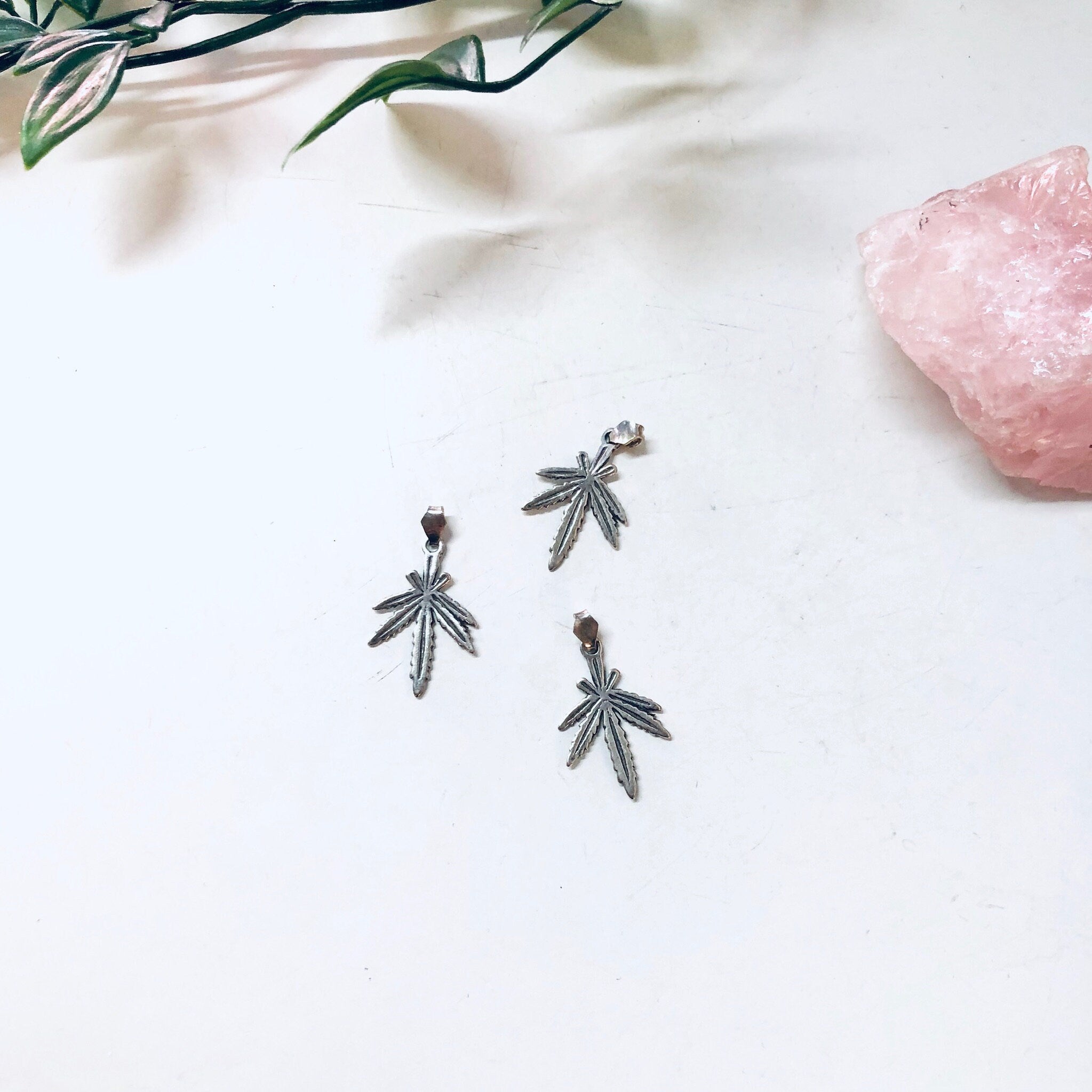 Vintage Silver Pendant, Vintage Jewelry, Weed Pendant, 420, Hippie Jewelry, Small Pendant, Boho Hippie Jewelry, Marijuana Pendant, Weed Leaf