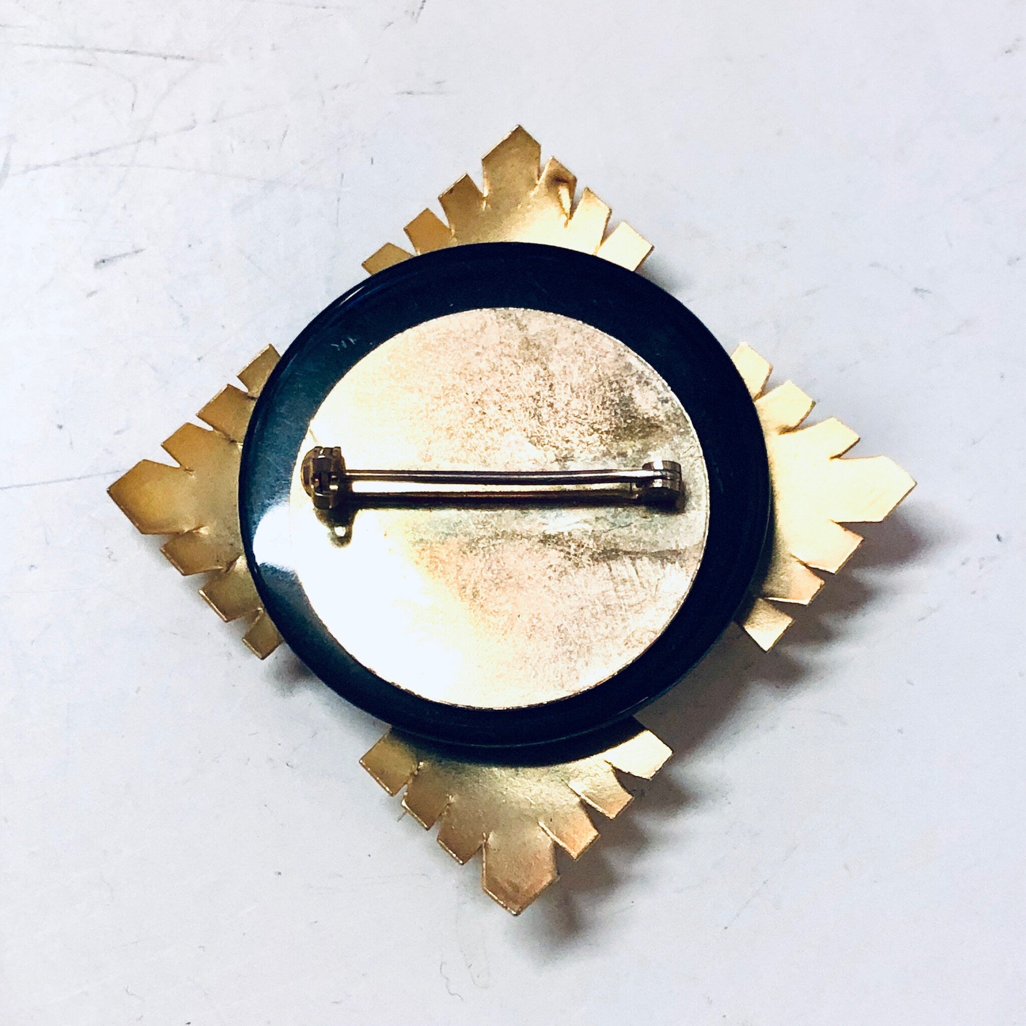 Vintage Brooch, Vintage Jewelry, Costume Jewelry, Gold Toned Jewelry, Black and Gold, Vintage Pin, Mother of Pearl, Statement Jewelry, Gold