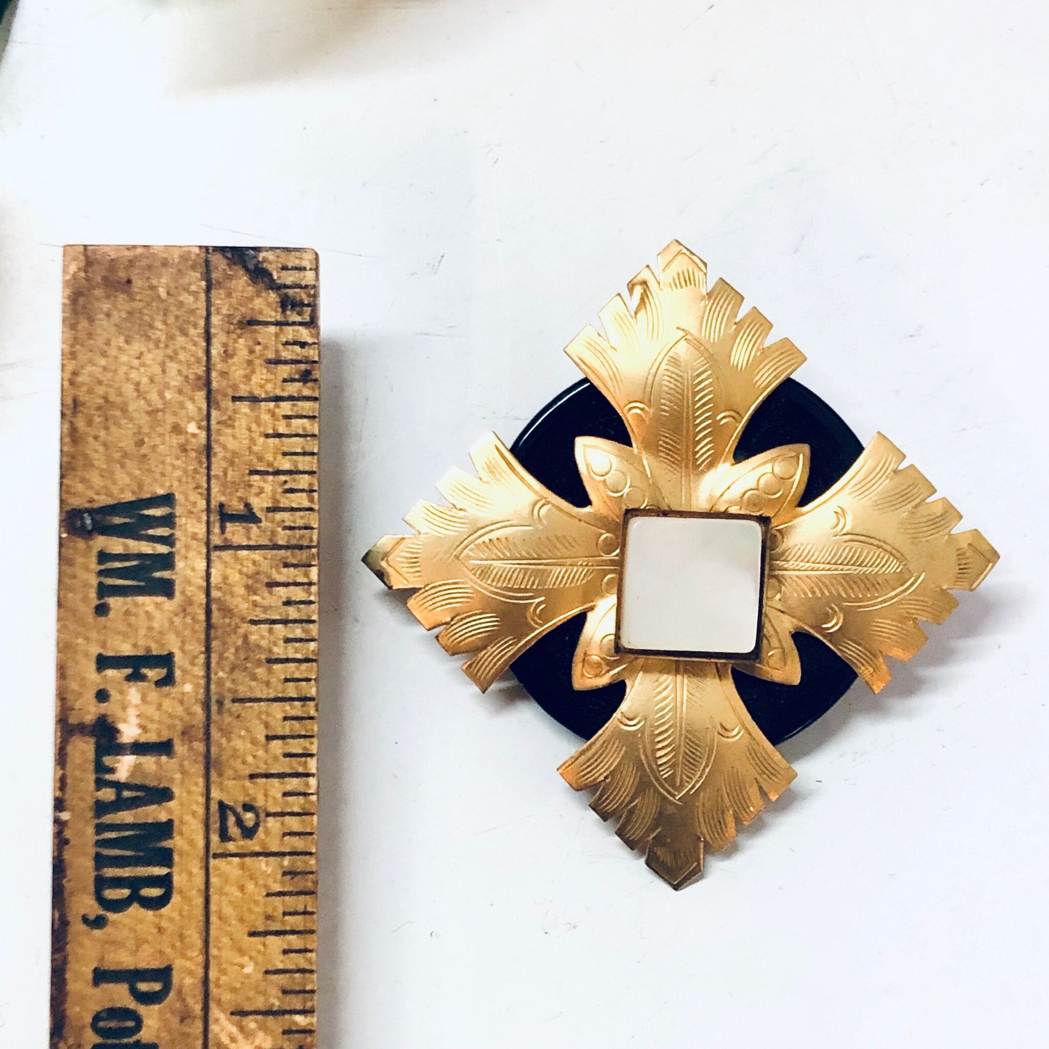 Vintage Brooch, Vintage Jewelry, Costume Jewelry, Gold Toned Jewelry, Black and Gold, Vintage Pin, Mother of Pearl, Statement Jewelry, Gold