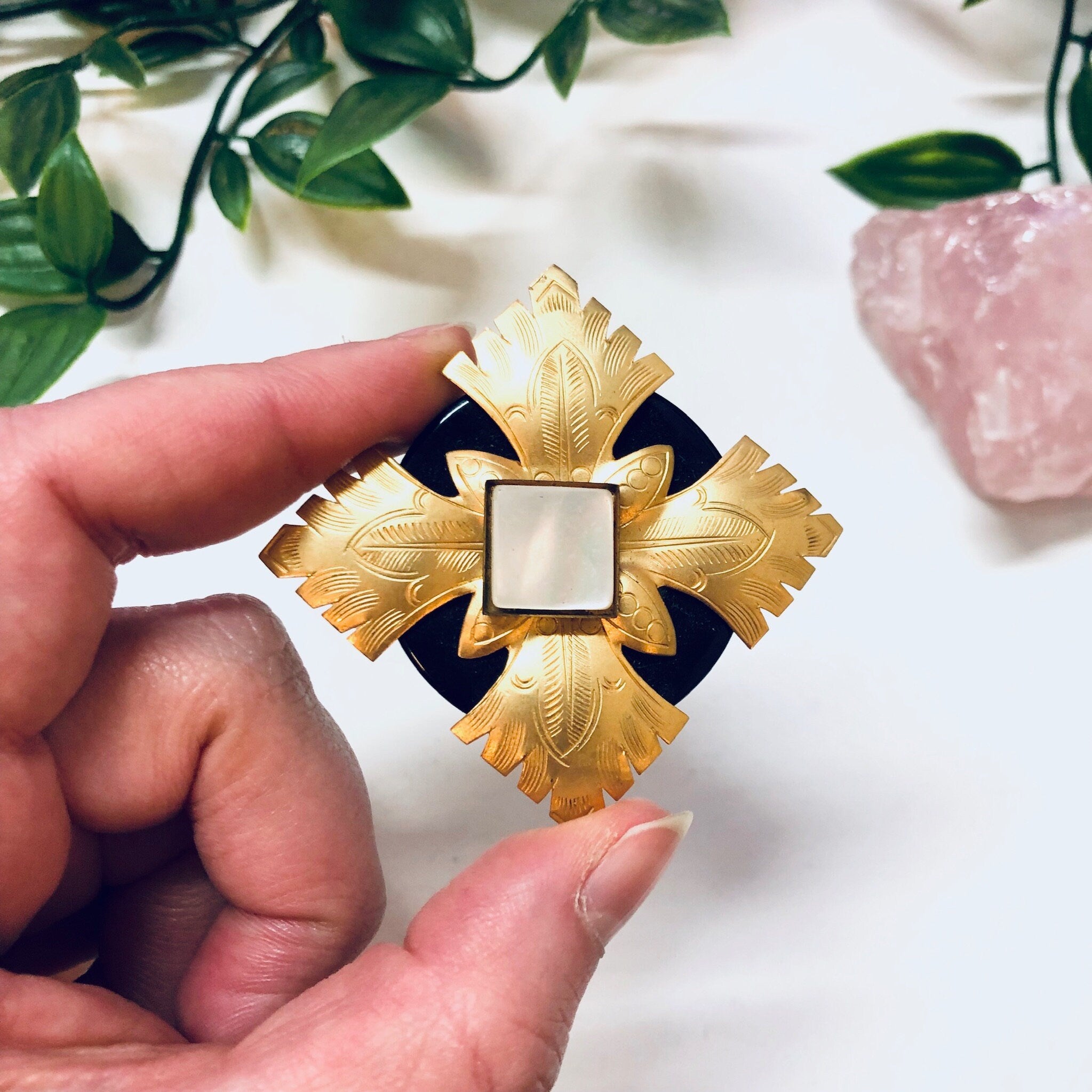 Vintage Brooch, Vintage Jewelry, Costume Jewelry, Gold Toned Jewelry, Black and Gold, Vintage Pin, Mother of Pearl, Statement Jewelry, Gold
