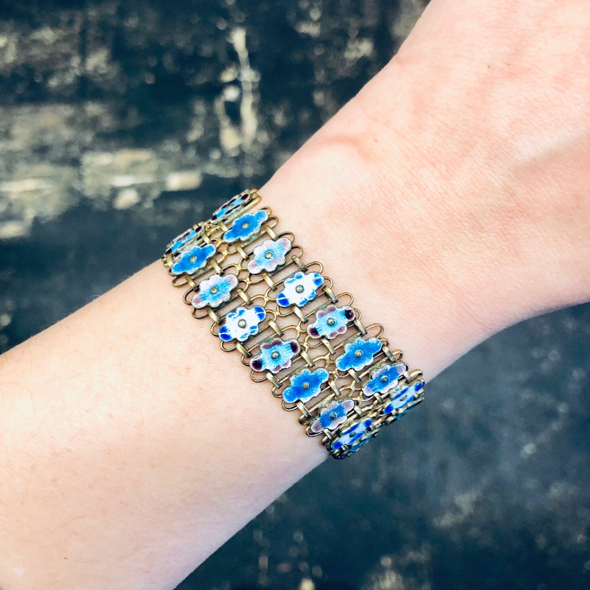 Cloissone Bracelet, Vintage Jewelry, Link Bracelet, Floral Bracelet, Bird Bracelet, Blue Enamel Jewelry, Flowers, Purple Flowers, Brass