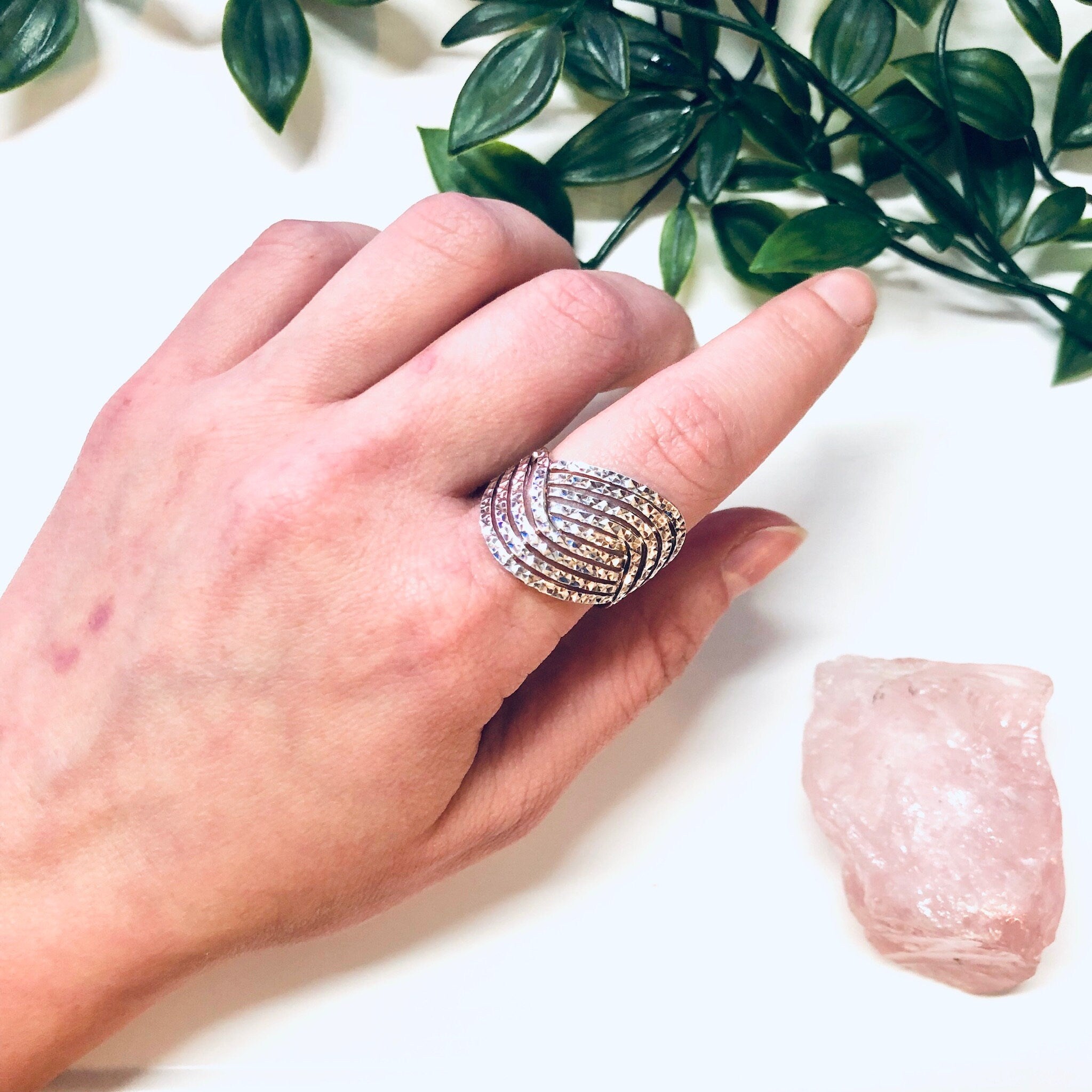 Vintage Silver Ring, Wave Design Ring, 925 Ring, Vintage Jewelry, Unique Jewelry, Sparkly Jewelry, Made in Thailand, Statement Jewelry, 925