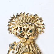 Vintage Lion Brooch, Gold Toned Brooch, Vintage Jewelry, Vintage Pin, Lion Jewelry, Animal Brooch, Green Gemstones, Unique Jewelry, Gold