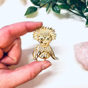 Vintage Lion Brooch, Gold Toned Brooch, Vintage Jewelry, Vintage Pin, Lion Jewelry, Animal Brooch, Green Gemstones, Unique Jewelry, Gold