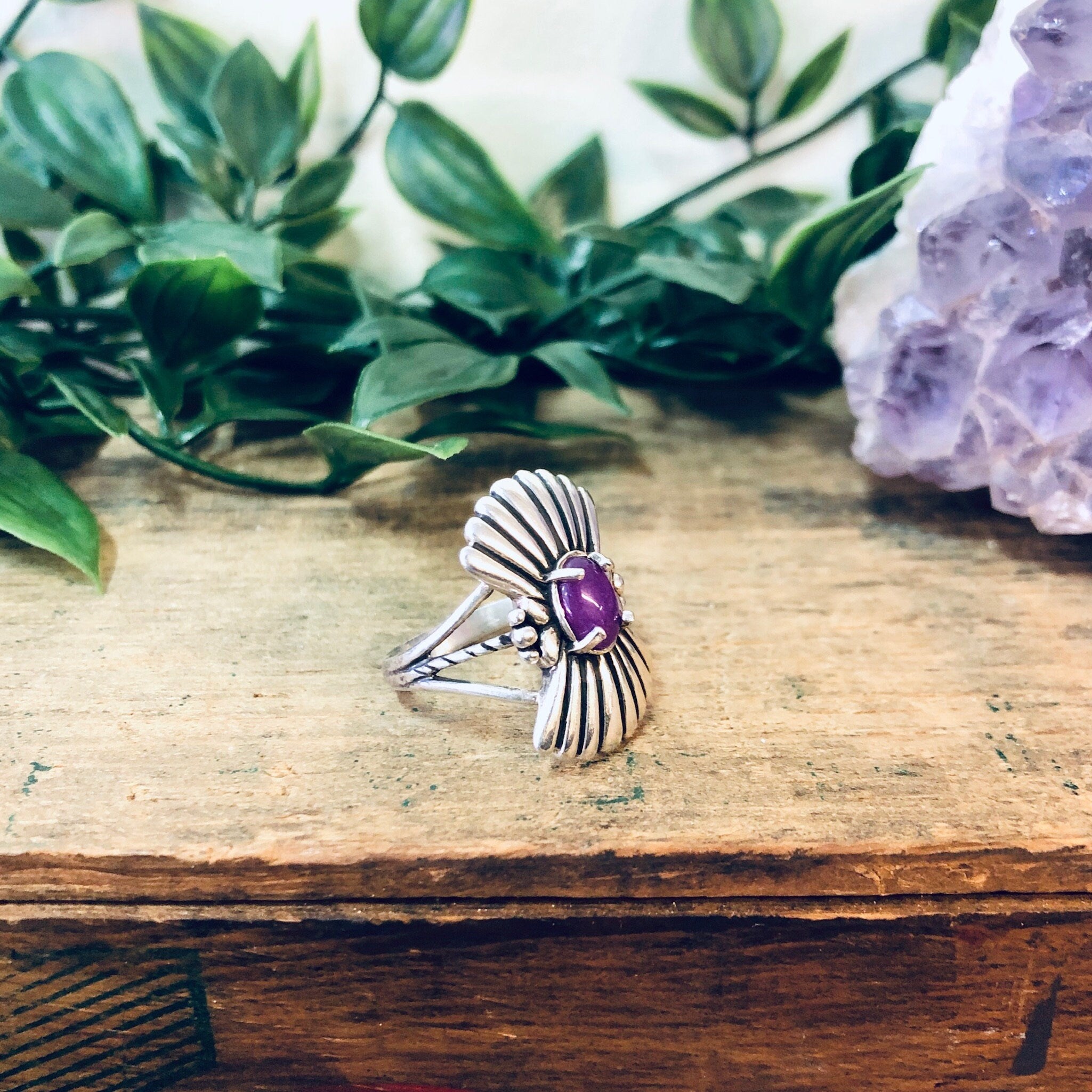 Vintage Silver Ring, Unique Jewelry, Purple Gemstone, Silver and Purple, Pink Gemstone, Fan Design Ring, Statement Jewelry, Boho Style, 925