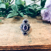 Vintage Silver Ring, Amethyst Ring, Black Onyx Ring, Marcasite Jewelry, Vintage Jewelry, Statement Jewelry, Purple Jewelry, Black, Silver