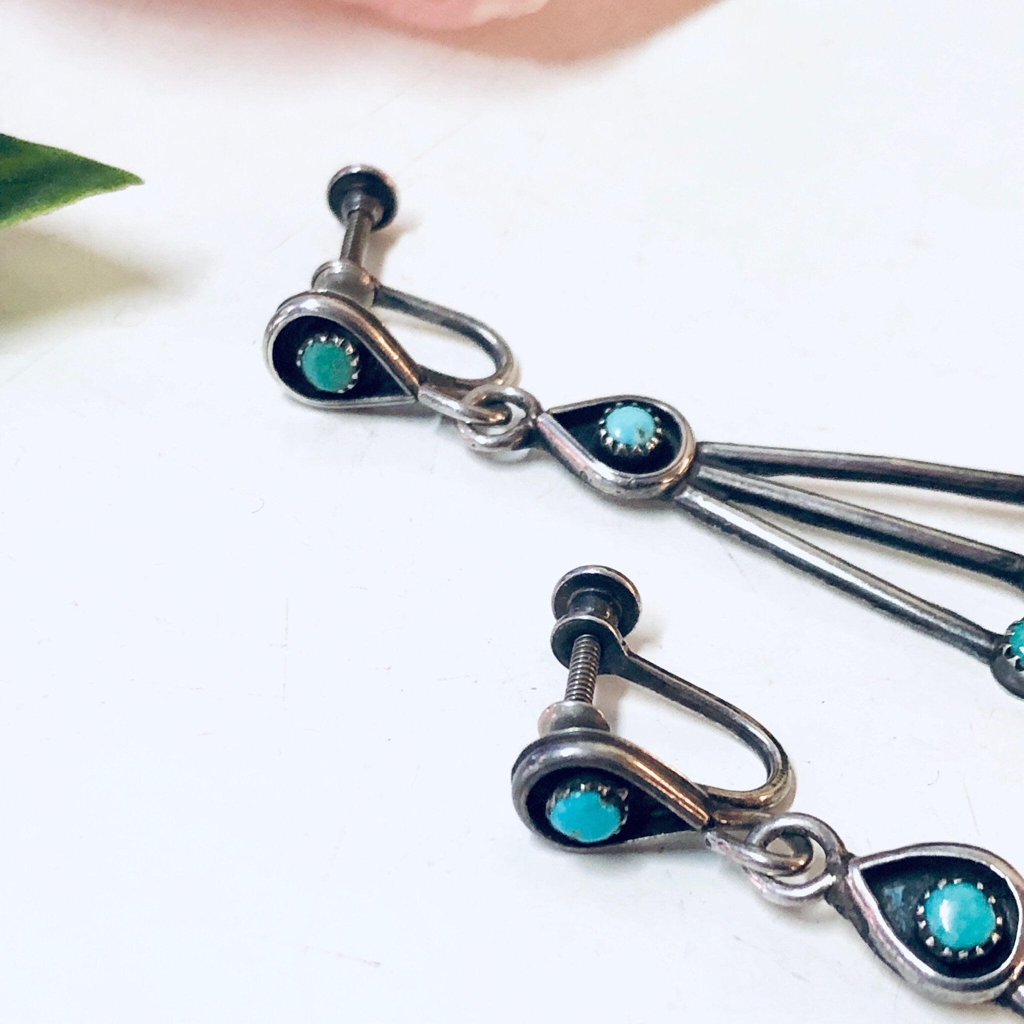 Vintage Earrings, Screw Back Earrings, Silver Earrings, Turquoise Jewelry, Vintage Jewelry, Valentines Day Gift, Unique Jewelry, Blue Stones