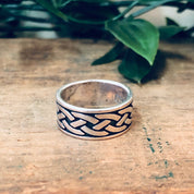 Vintage Silver Ring, Tribal Design Ring, 925 Ring, Thick Band Ring, Vintage Jewelry, Simple Jewelry, Statement Piece, Braid Design Ring,