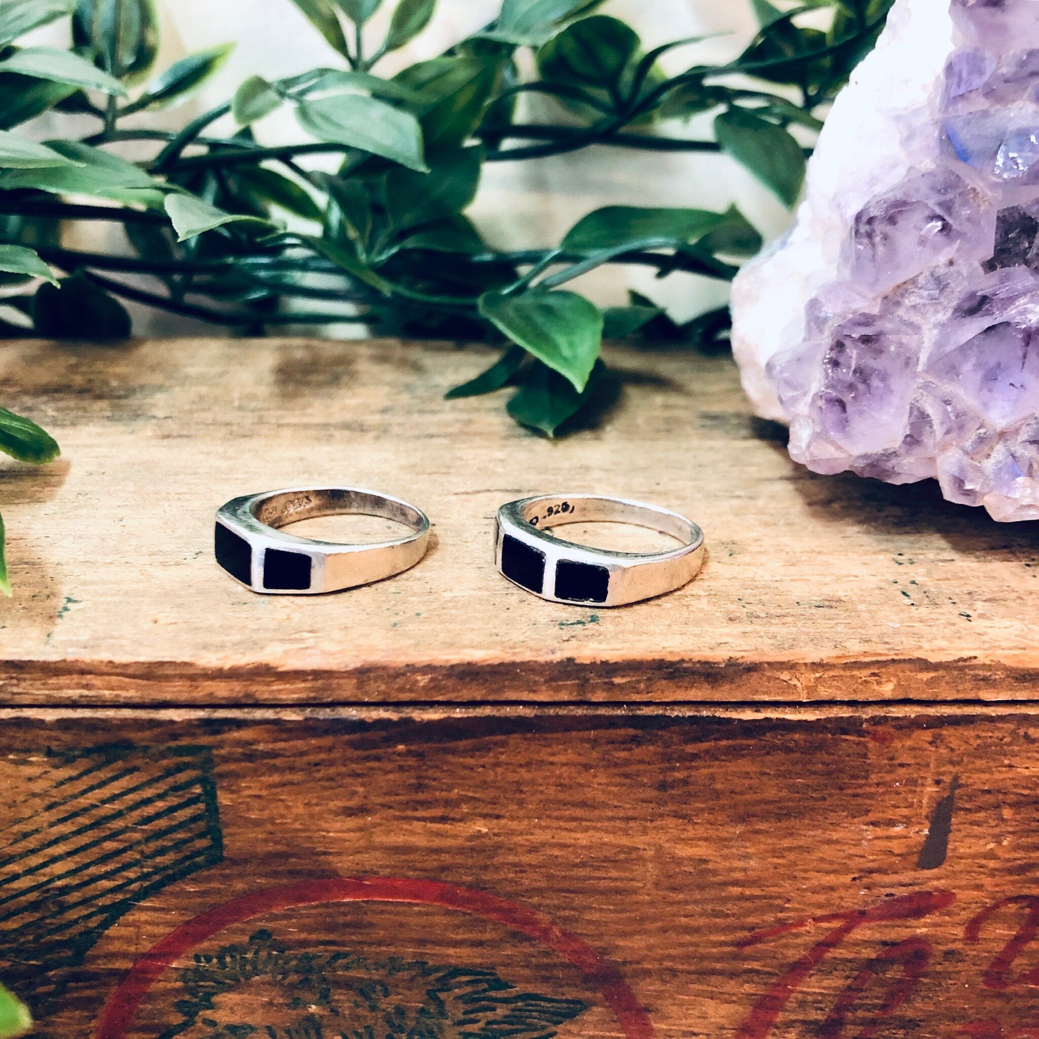 Vintage Silver Ring, Onyx Jewelry, Simple Ring, Band Ring, 925 Ring, Black and Silver, Geometric Jewelry, Vintage Jewelry, Everyday Jewelry