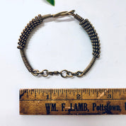 Vintage Bracelet, Unique Jewelry, Brass Bracelet, Gold Toned Jewelry, Knot Design, Small bracelet, Vintage Jewelry, Wire Bracelet, Bangle