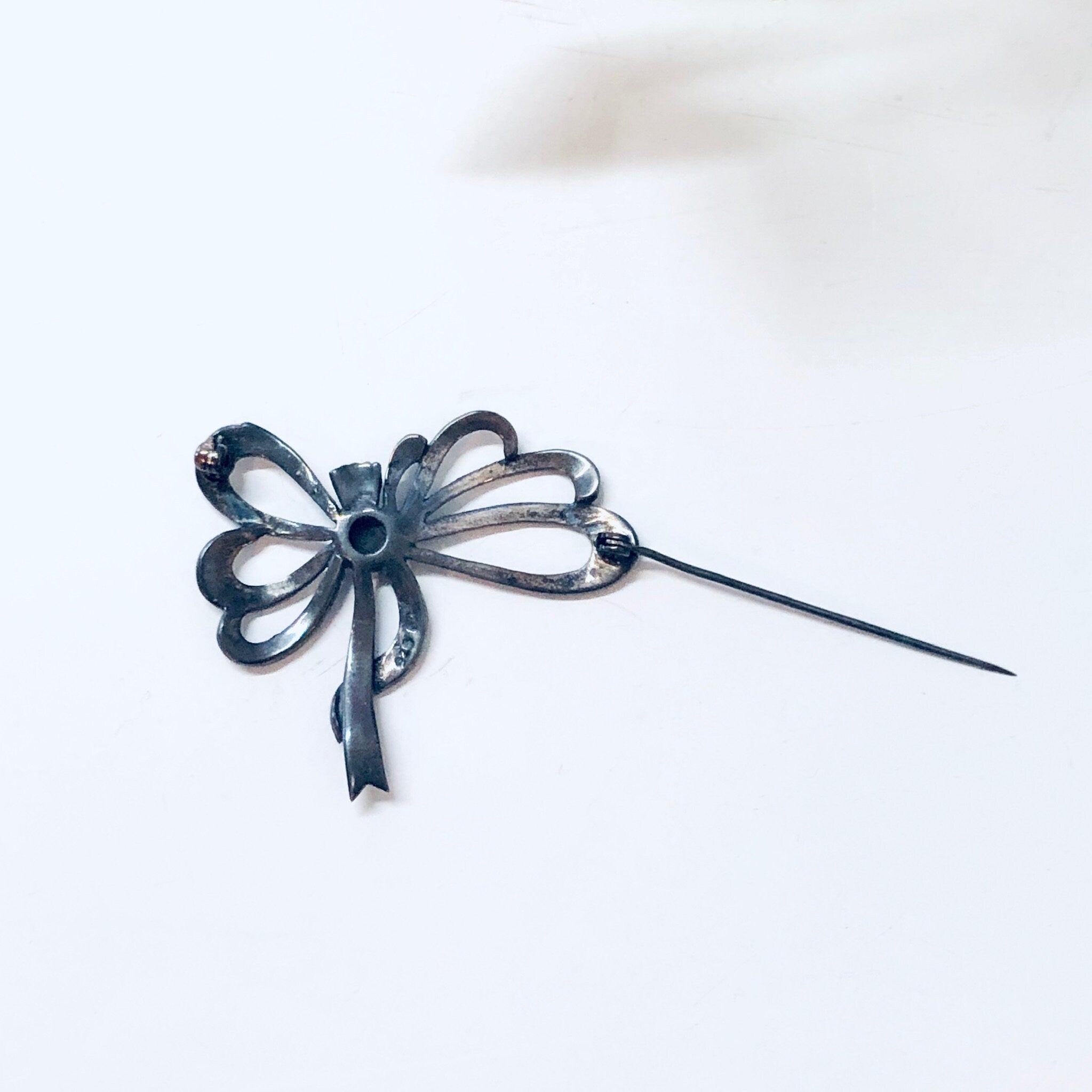 Vintage Silver Brooch, Bow Shaped Brooch, Vintage Pin, Vintage jewelry, Onyx Brooch, Marcasite Jewelry, Abstract Bow Design, Ribbon Pin, 925