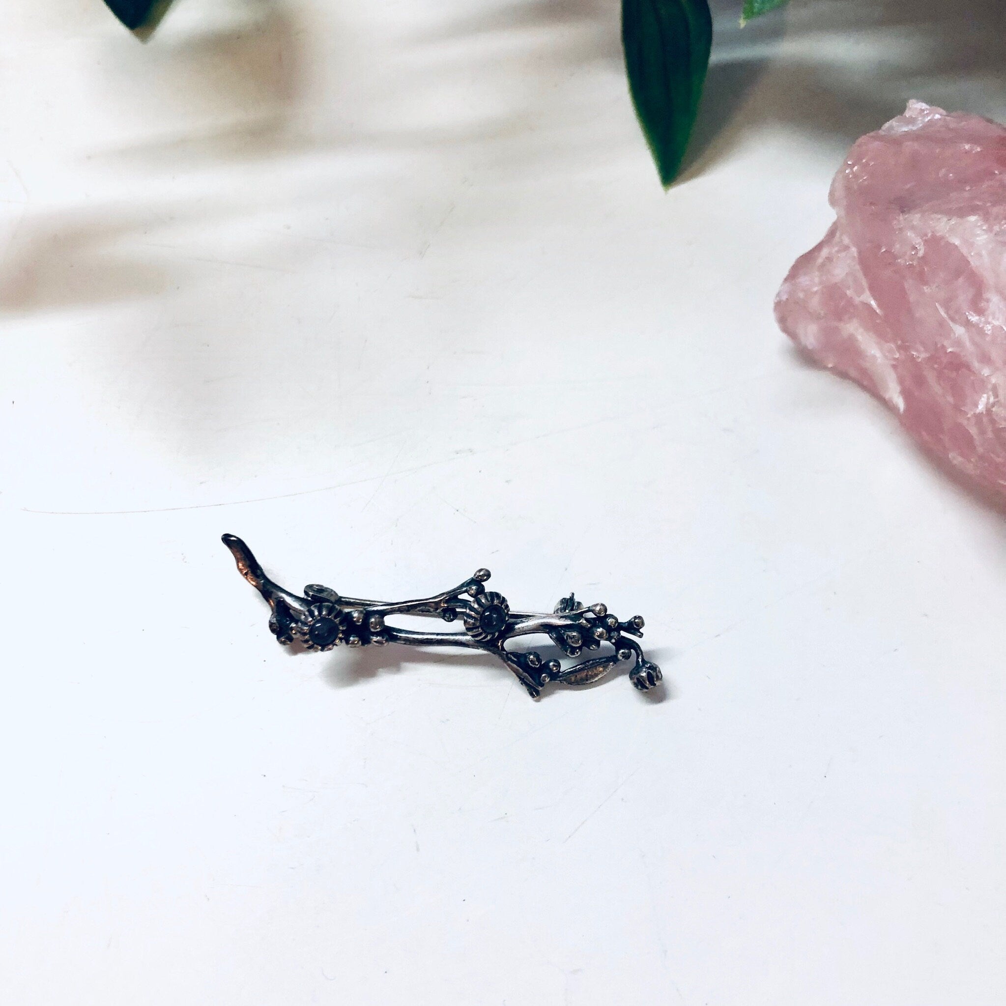 Vintage Brooch, Floral Brooch, Vintage Pin, Vintage Jewelry, Flower Jewelry, Pink Stone, Pearlescent Stone, Flower Branch, Cute Pin, Pink