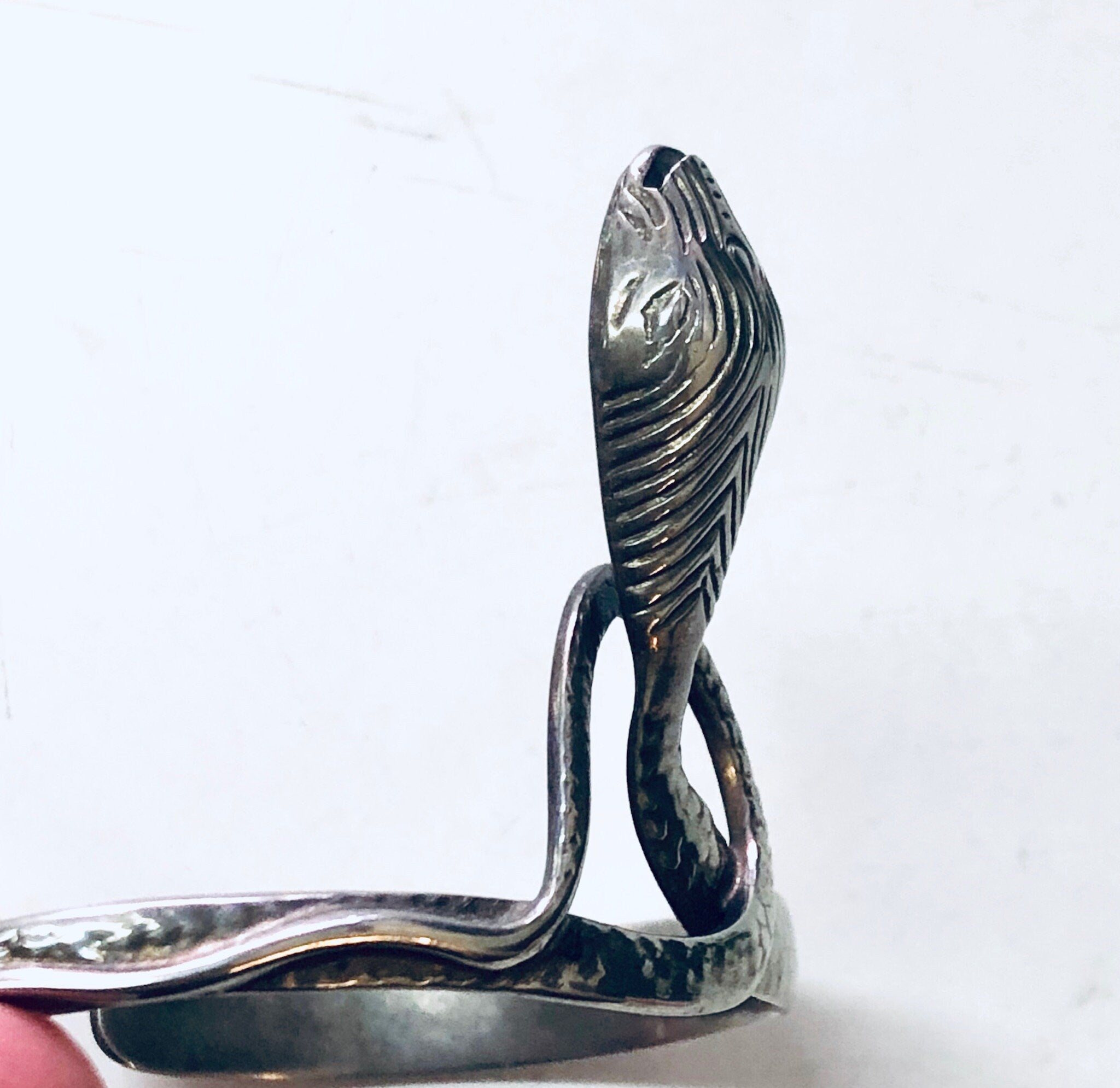 Vintage Snake Bracelet, Snake Cuff, Costume Jewelry, Vintage Jewelry, Boho Style Jewelry, Bohemian Style, Valentines Day Gift, Silver Toned
