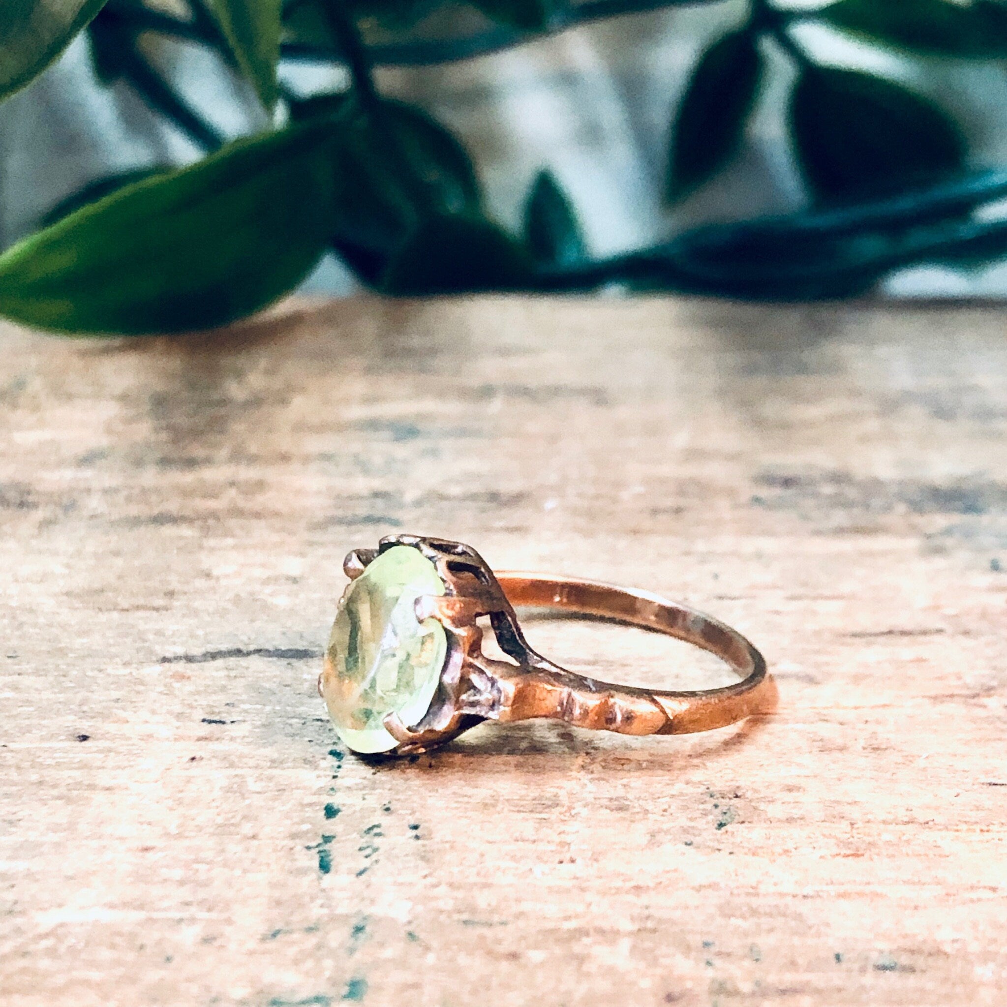 Vintage Gold Ring, 10K Gold, 10 Karat Gold, Light Green Stone, Green and Gold, Vintage Jewelry, Engagement Ring, Ring for Wedding, Size 6