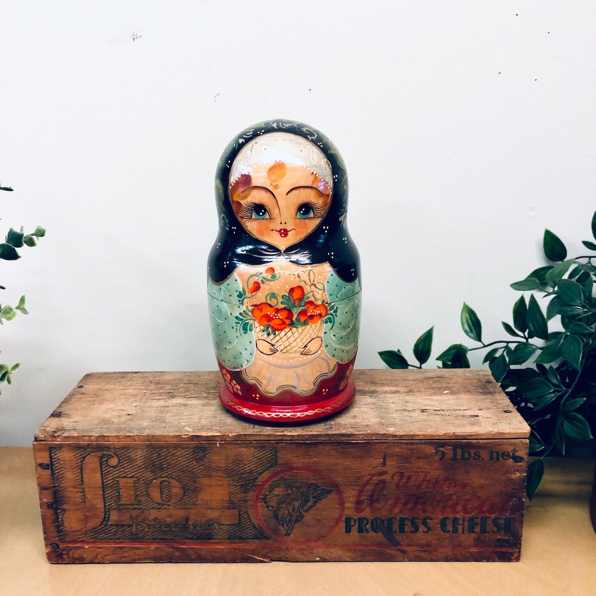 Russian Nesting Dolls, Set of 7 Nesting Dolls, Matryoshka Dolls, Signed Nesting Dolls, Hand Painted Doll, Vintage Toy, Collectible Toy