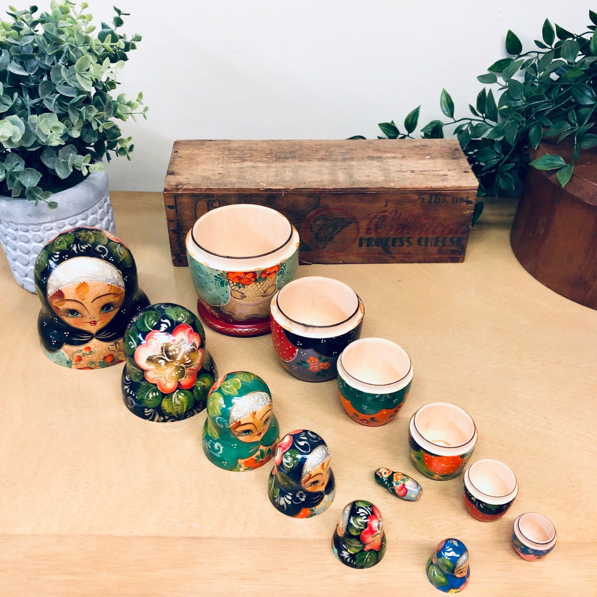 Russian Nesting Dolls, Set of 7 Nesting Dolls, Matryoshka Dolls, Signed Nesting Dolls, Hand Painted Doll, Vintage Toy, Collectible Toy