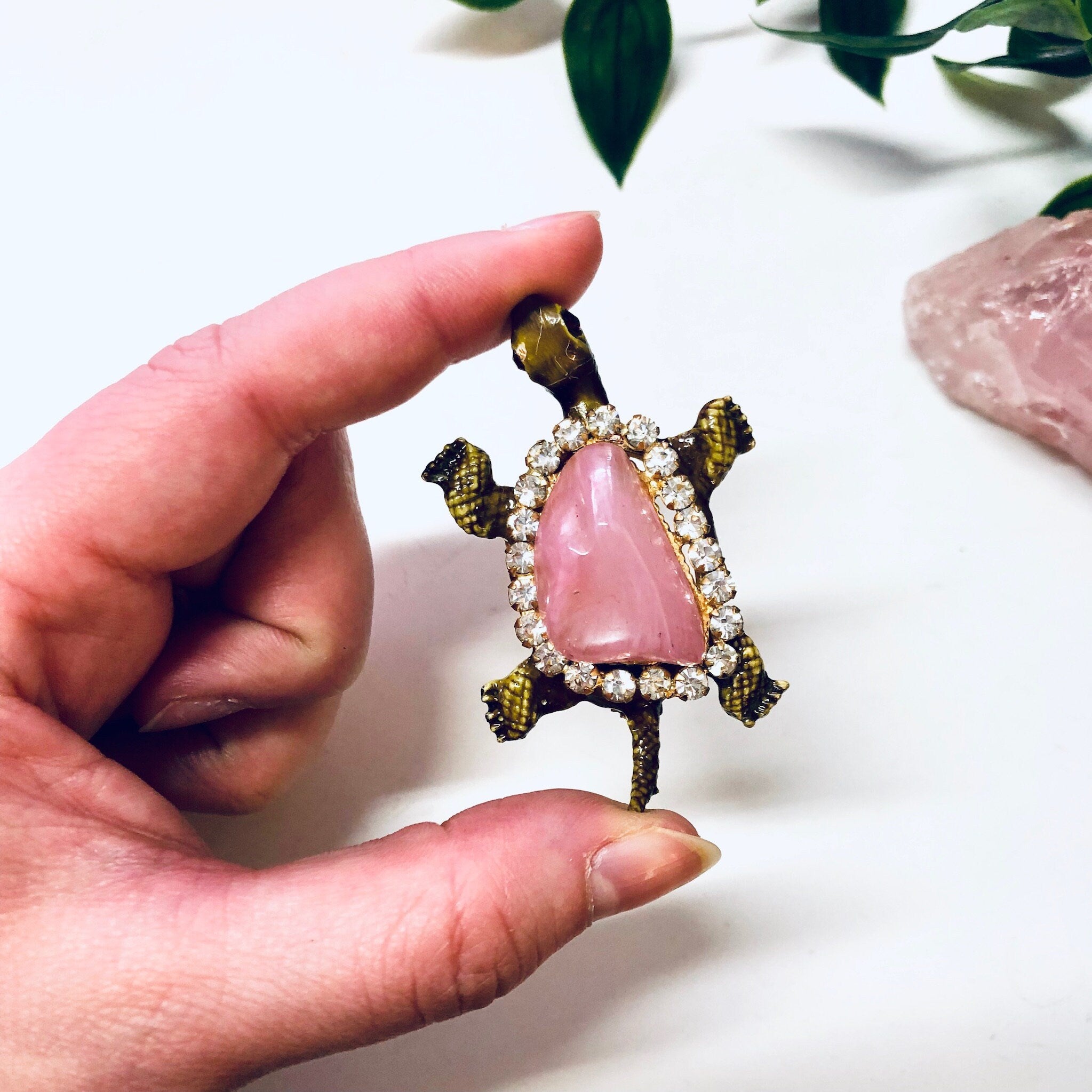 Vintage Turtle Pin, Vintage Brooch, Gold Toned Pin, Pink Gemstone Shell, Rhinestone Jewelry, Vintage Jewelry, Animal Jewelry, Turtle Pin,