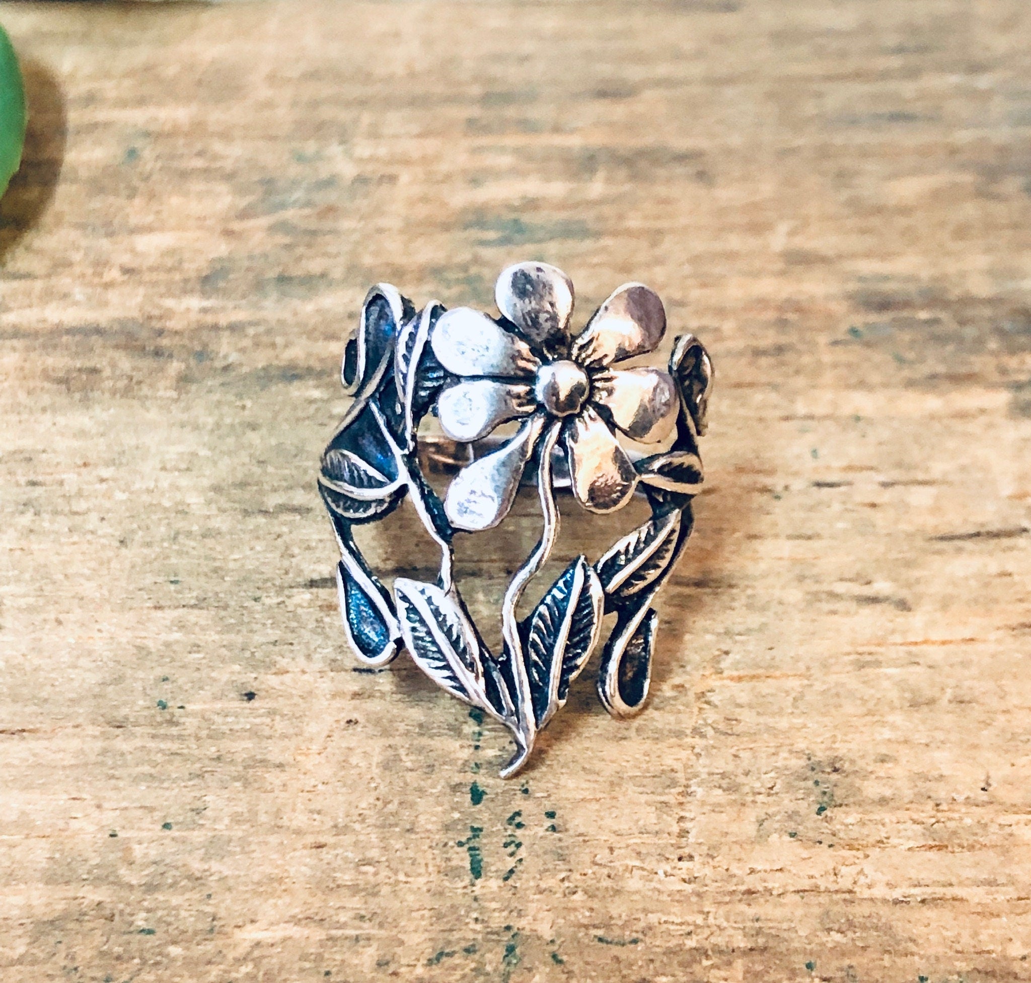 Vintage Silver Ring, Flower Ring, Floral Design, Daisy Ring, Statement Jewelry, Flower Design, 925 Ring, Unique Jewelry, Plant Ring, Boho