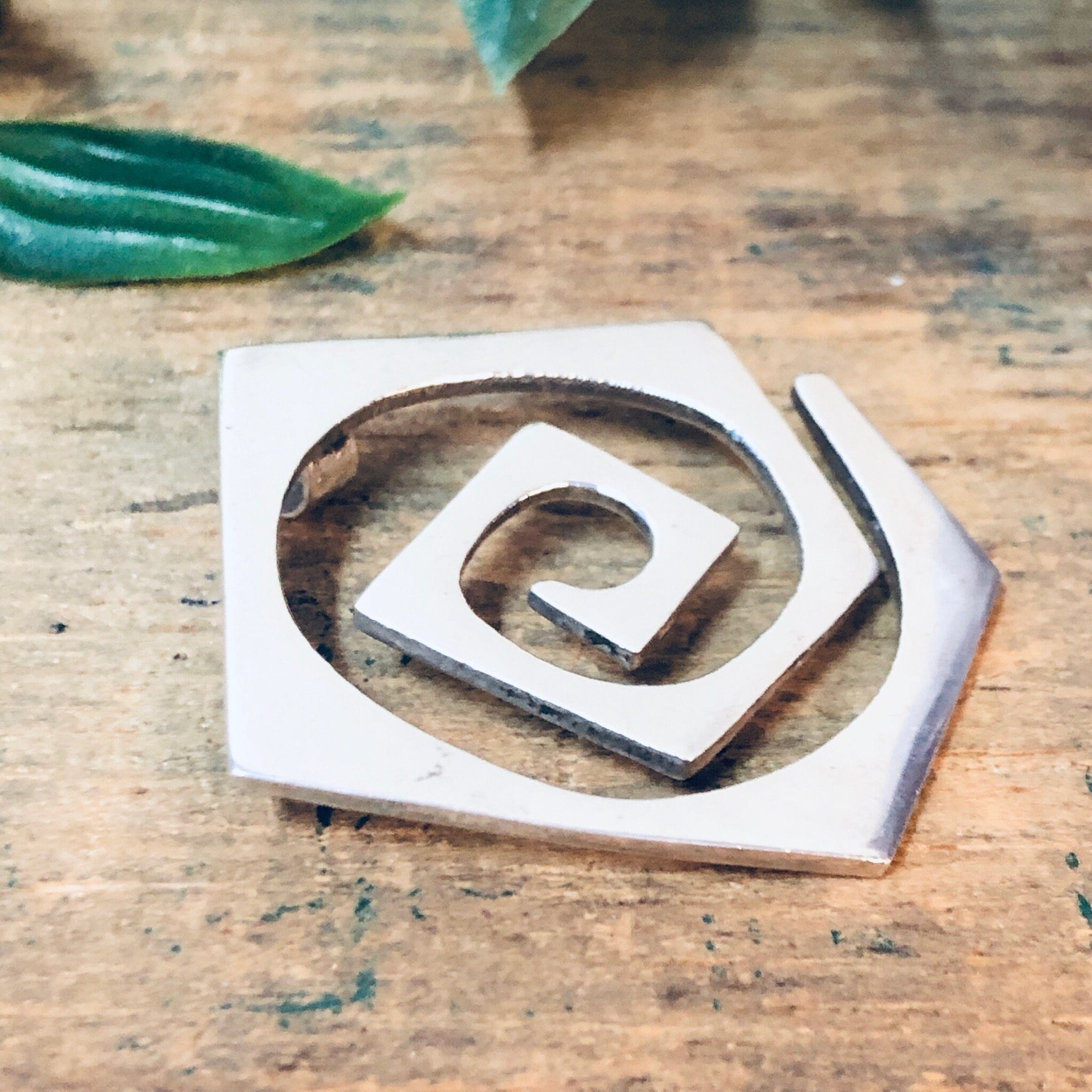 Vintage Pendant, Silver Pendant, Swirl Pendant, Unique Jewelry, Vintage Necklace, Valentines Day Gift, Abstract Jewelry, Simple Pendant, 925