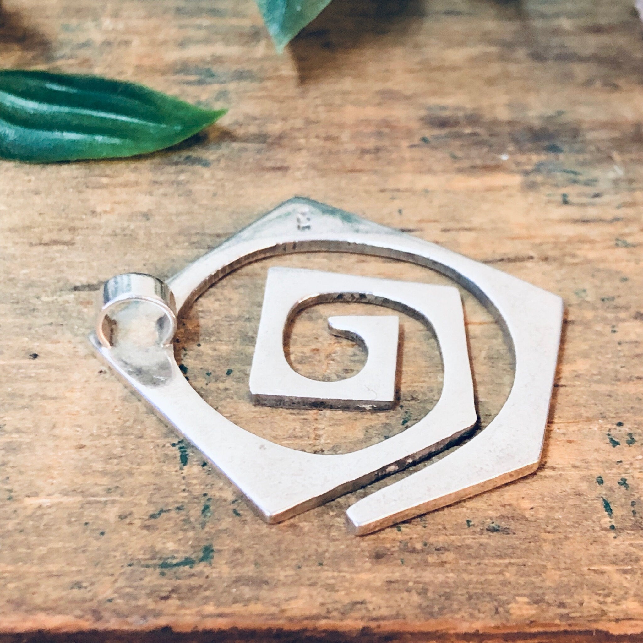 Vintage Pendant, Silver Pendant, Swirl Pendant, Unique Jewelry, Vintage Necklace, Valentines Day Gift, Abstract Jewelry, Simple Pendant, 925