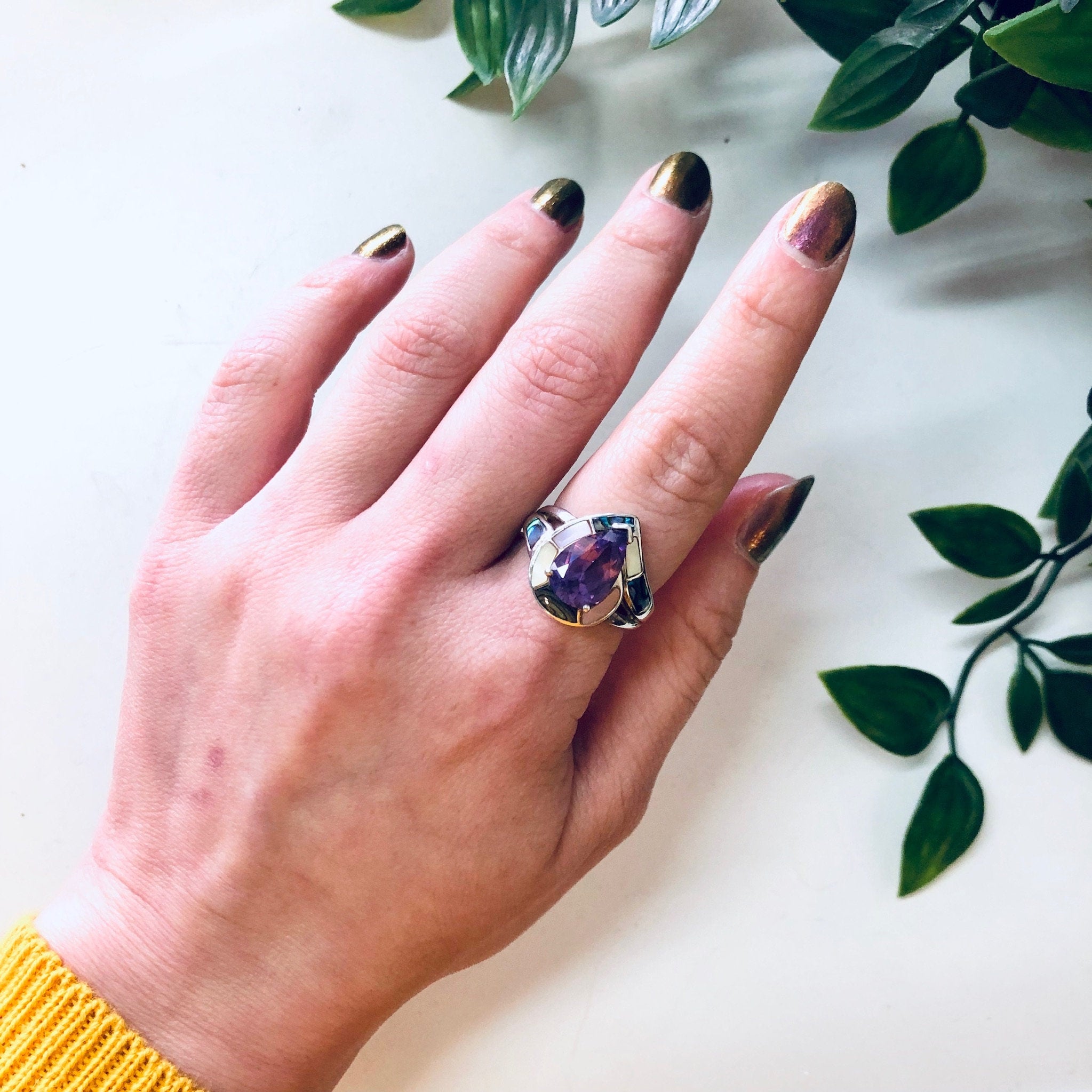 Vintage Silver Ring, Amethyst Stone, Mother Of Pearl Ring, Abalone Jewelry, Teardrop Shaped Stone, Purple Jewelry, Unique Jewelry, 925 Ring