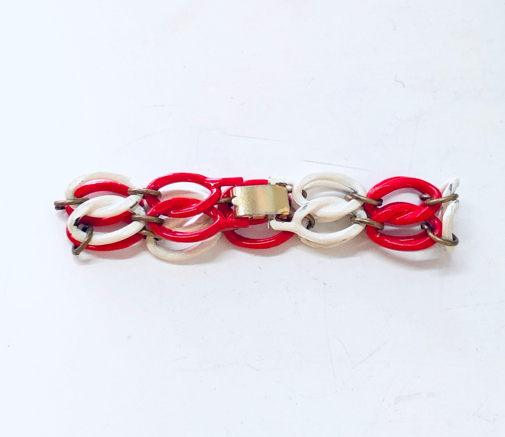 Vintage Bracelet, Metal Bracelet, Small Bracelet, Red Jewelry, White Bracelet, Link Bracelet, Chain Bracelet, Vintage Jewelry, Chain Link