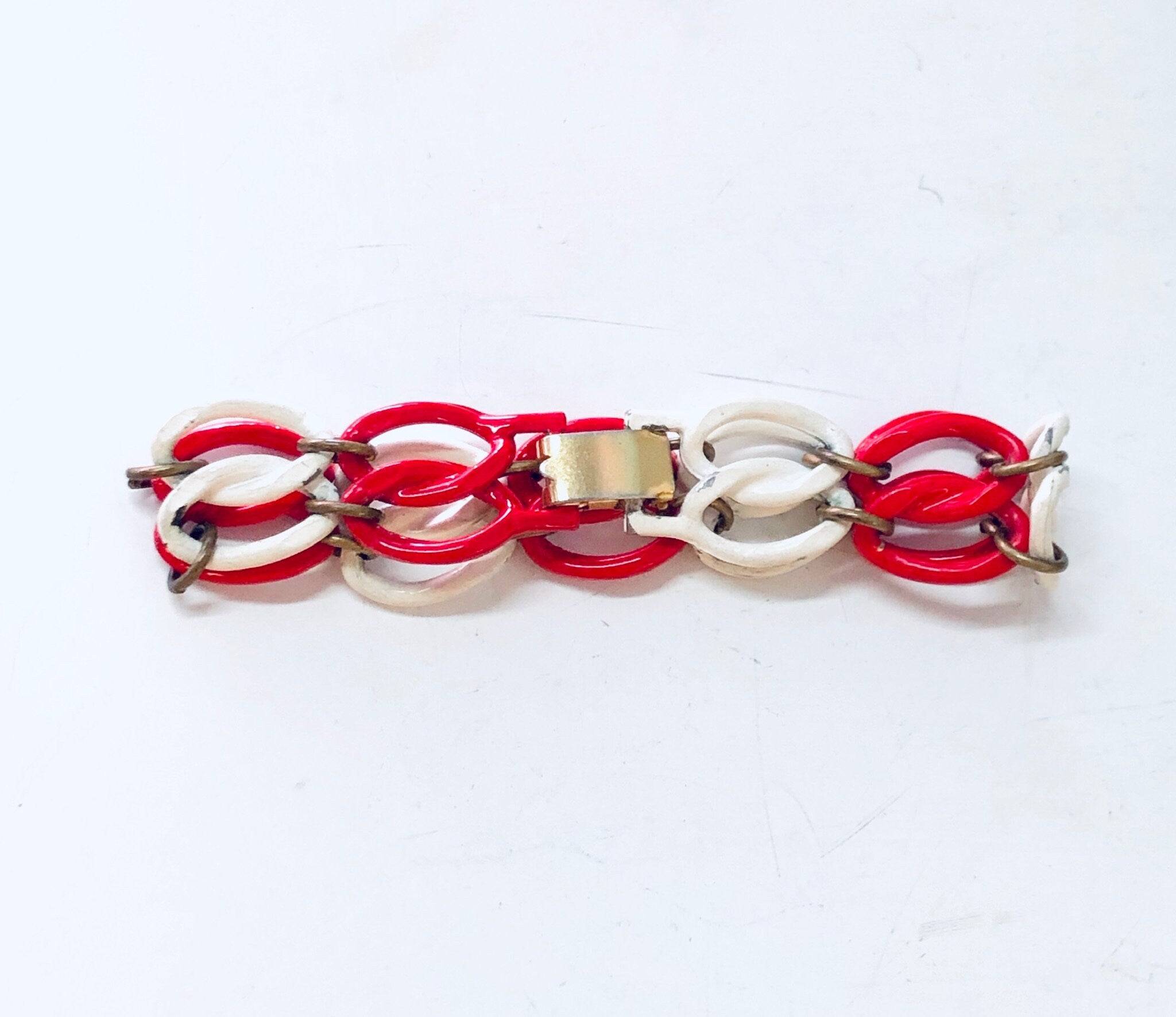 Vintage Bracelet, Metal Bracelet, Small Bracelet, Red Jewelry, White Bracelet, Link Bracelet, Chain Bracelet, Vintage Jewelry, Chain Link