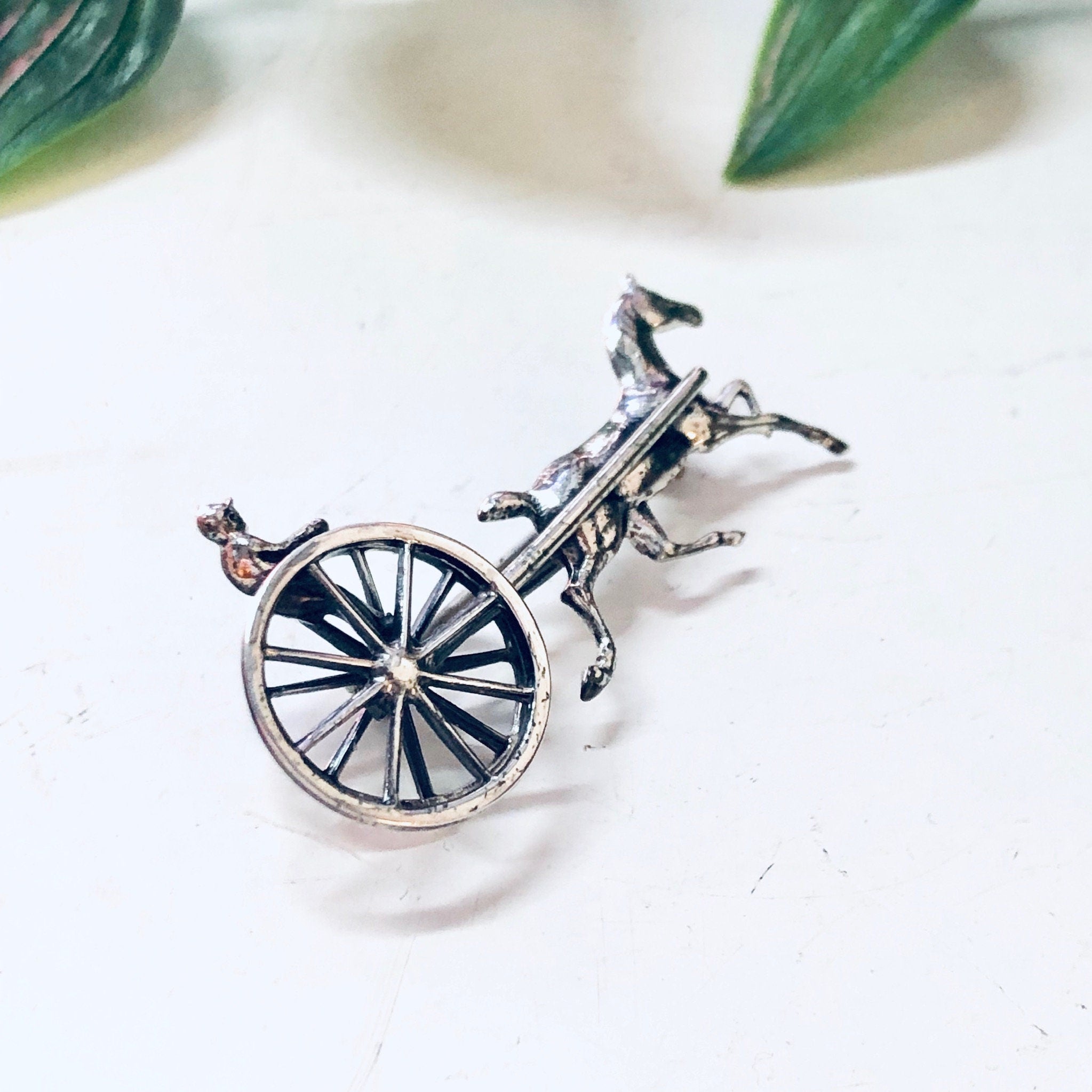 Vintage Brooch, Vintage Pin, Horse and Carriage, Animal Jewelry, Vintage Jewelry, Silver Brooch, Small Pin, Buggy Brooch, Cute Jewelry, 925