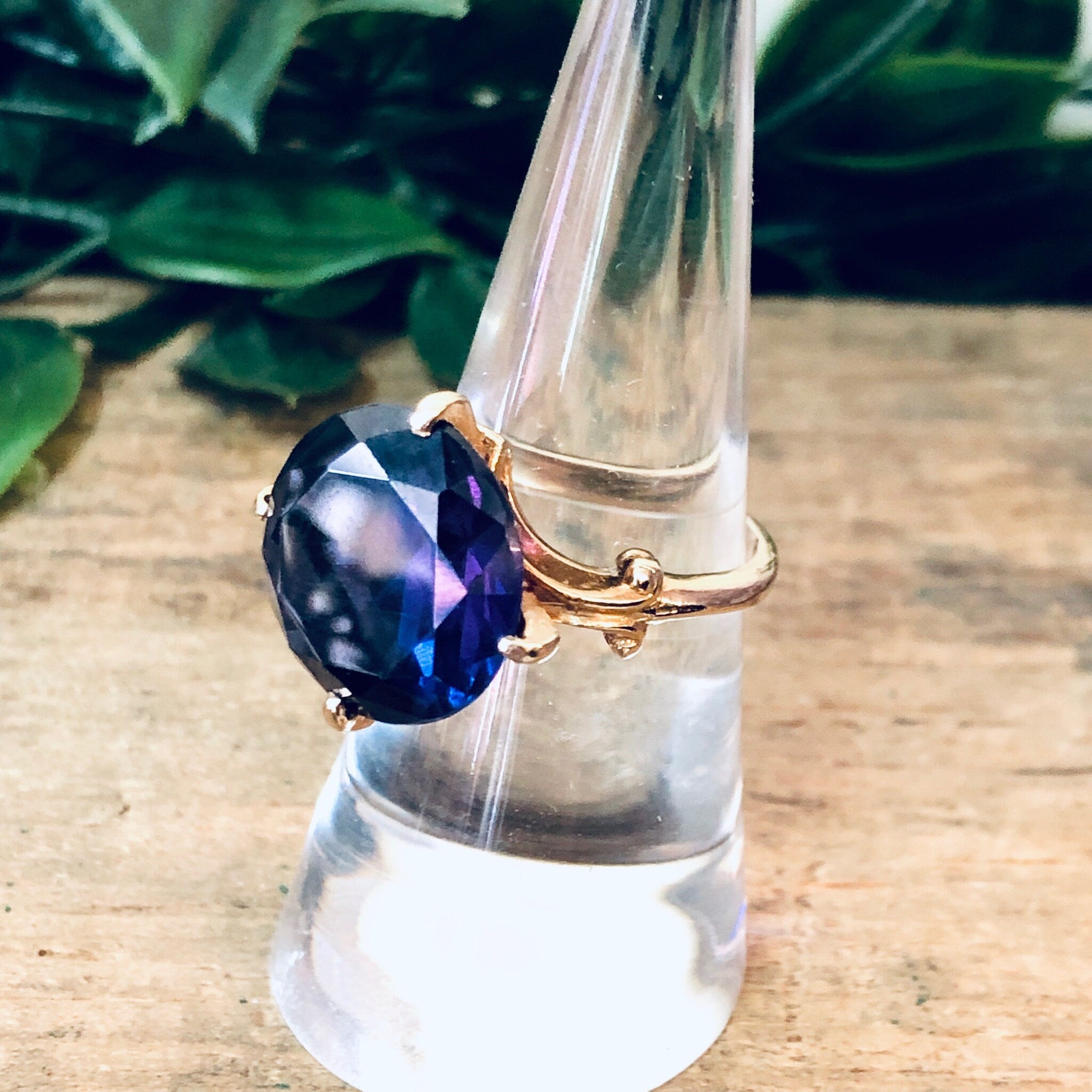 Vintage Gold Ring, Alexandrite Jewelry, Alexandrite Ring, Unique Gemstone, Blue Alexandrite, Purple Alexandrite, Gold Jewelry, 14K Gold, 14K