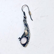 Vintage Earrings, Silver Earrings, Mother Of Pearl, Dangle Earrings, Southwestern Style, Bohemian Jewelry, Vintage Jewelry, Pierced Ears,